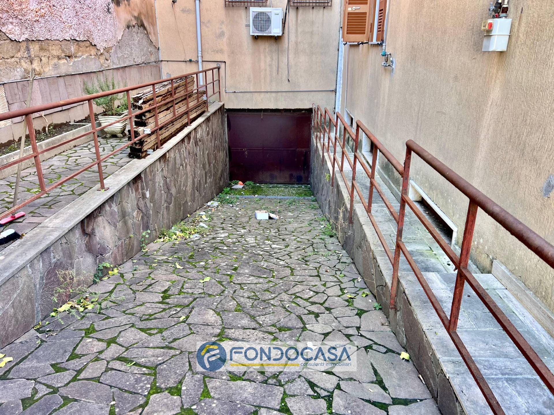 Box in vendita a Sant'Antimo