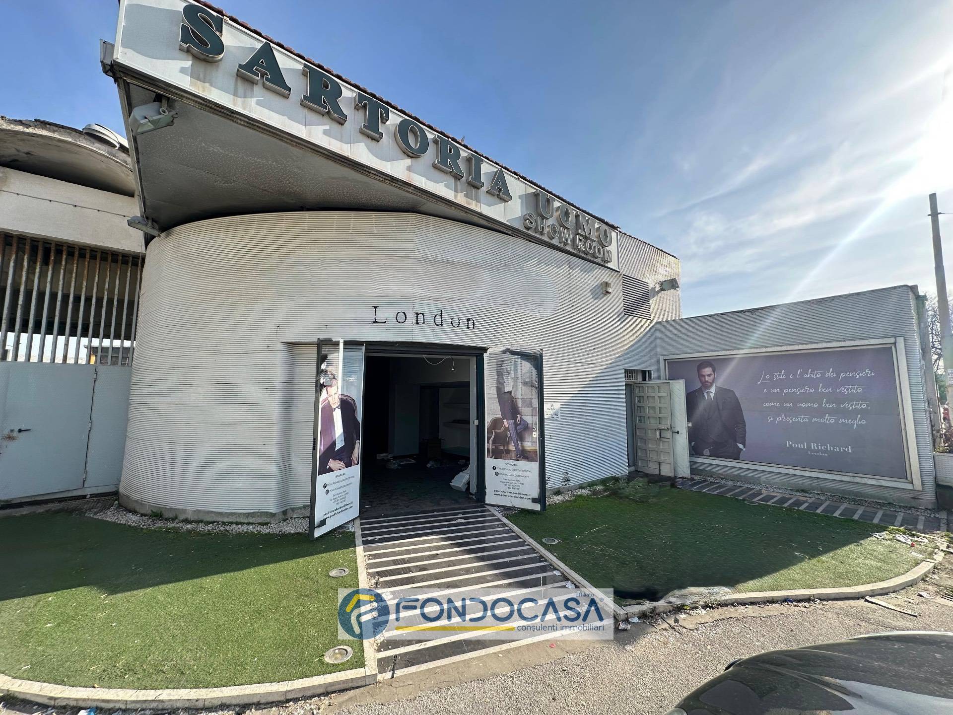 Locale commerciale in affitto a Sant'Antimo