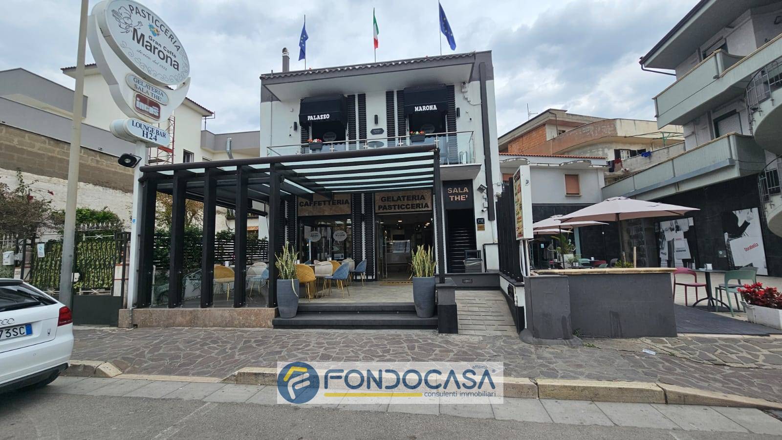 Locale commerciale in vendita a Mondragone