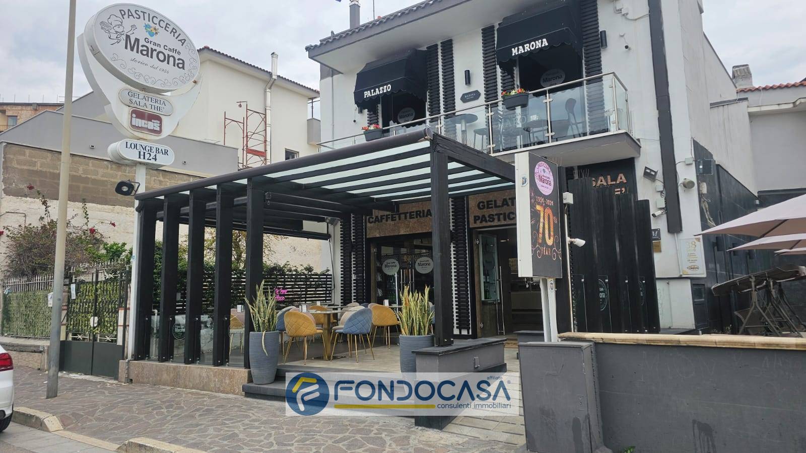 Locale commerciale in vendita a Mondragone