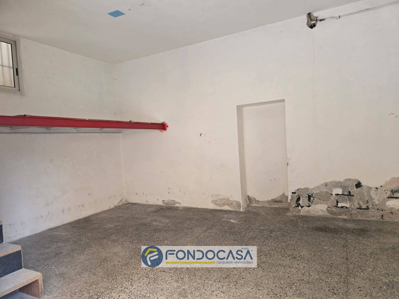 Magazzino in vendita a Sant'Arpino