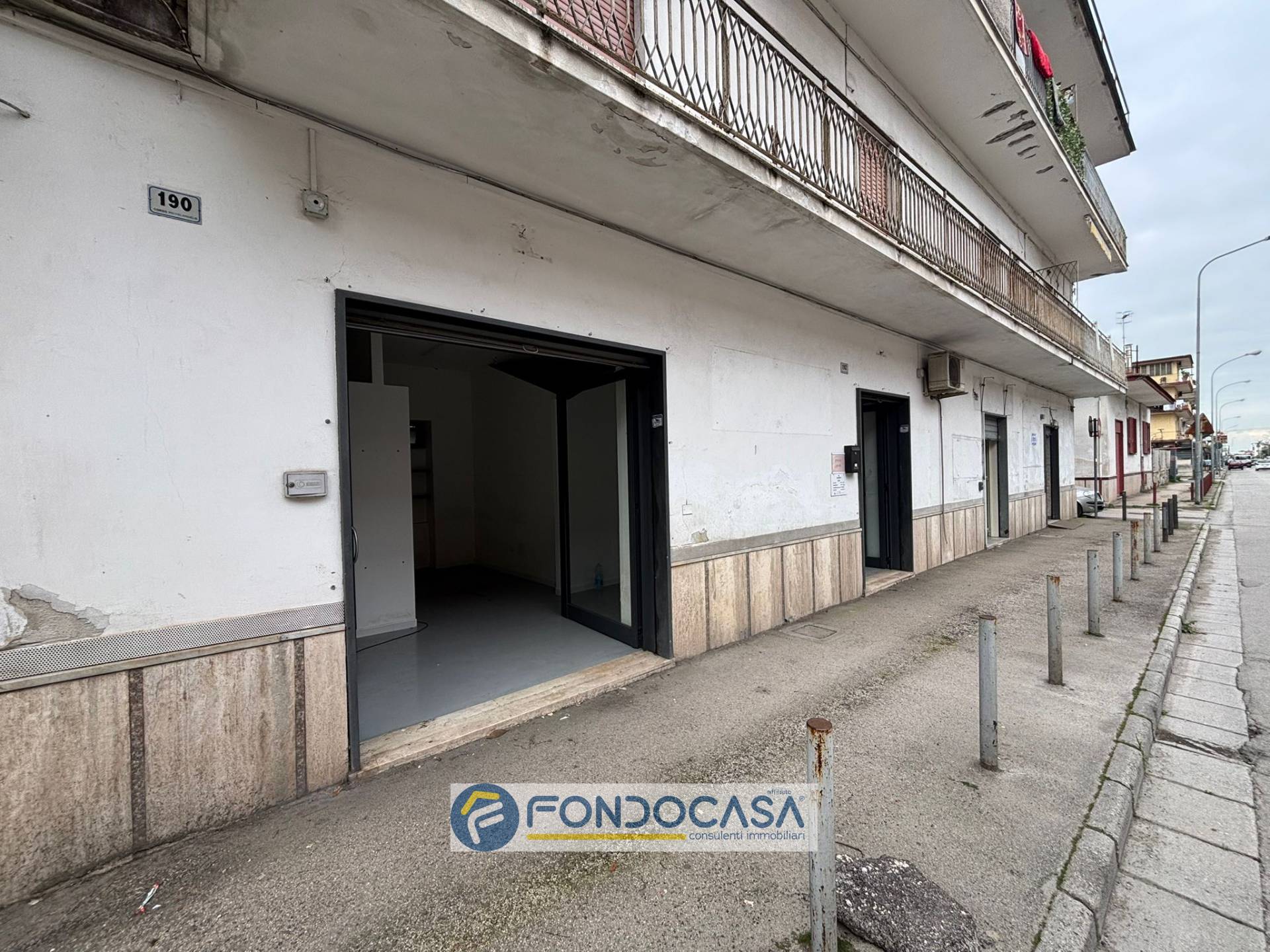 Attivit commerciale in affitto a Sant'Antimo