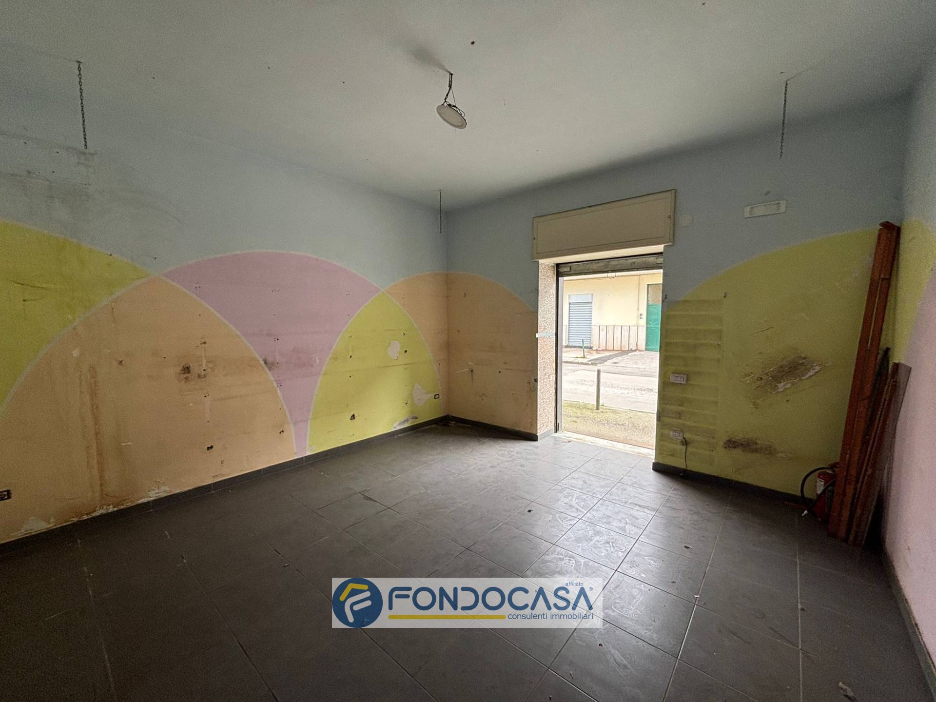 Attivit commerciale in affitto a Sant'Antimo