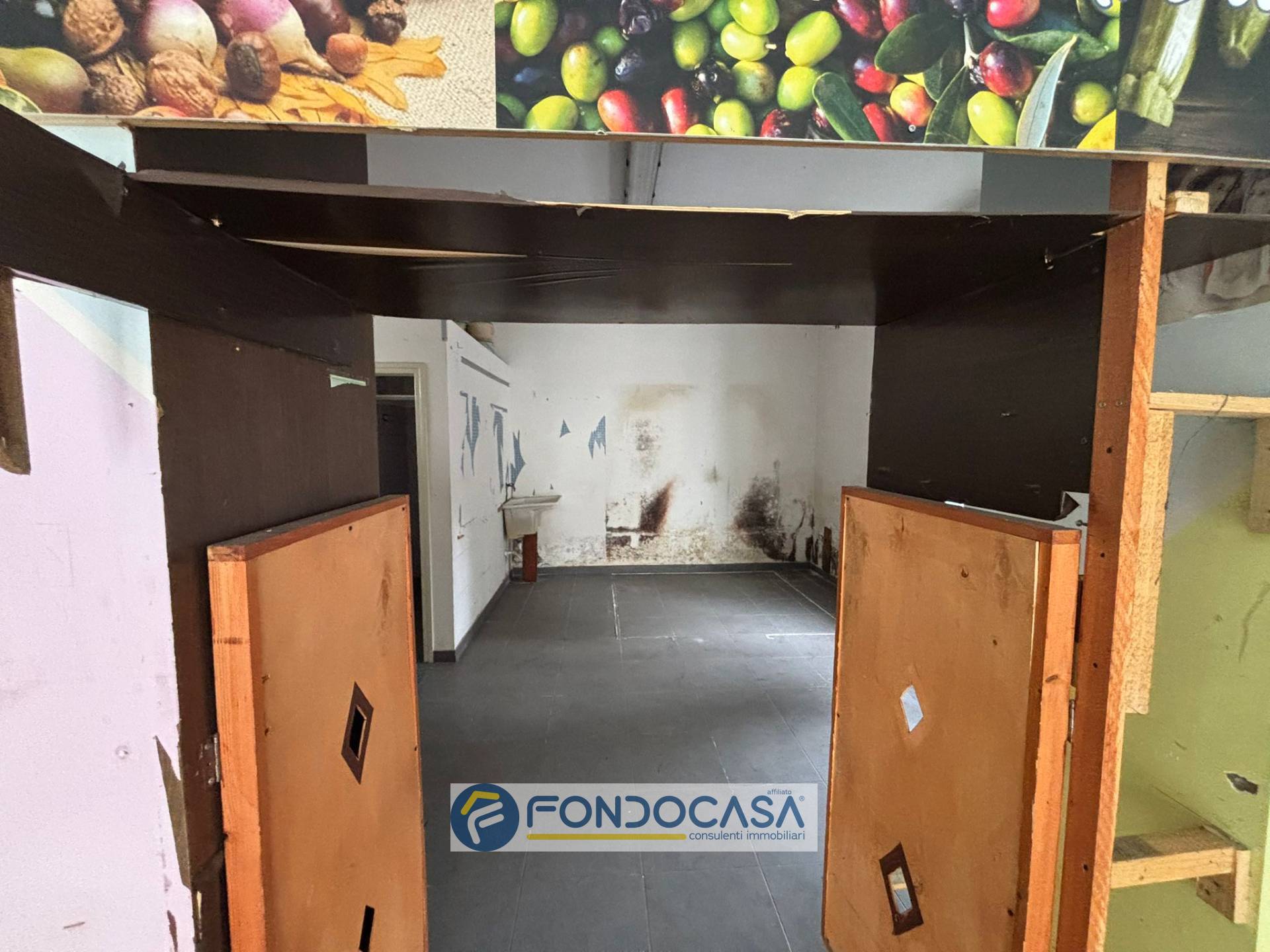 Attivit commerciale in affitto a Sant'Antimo