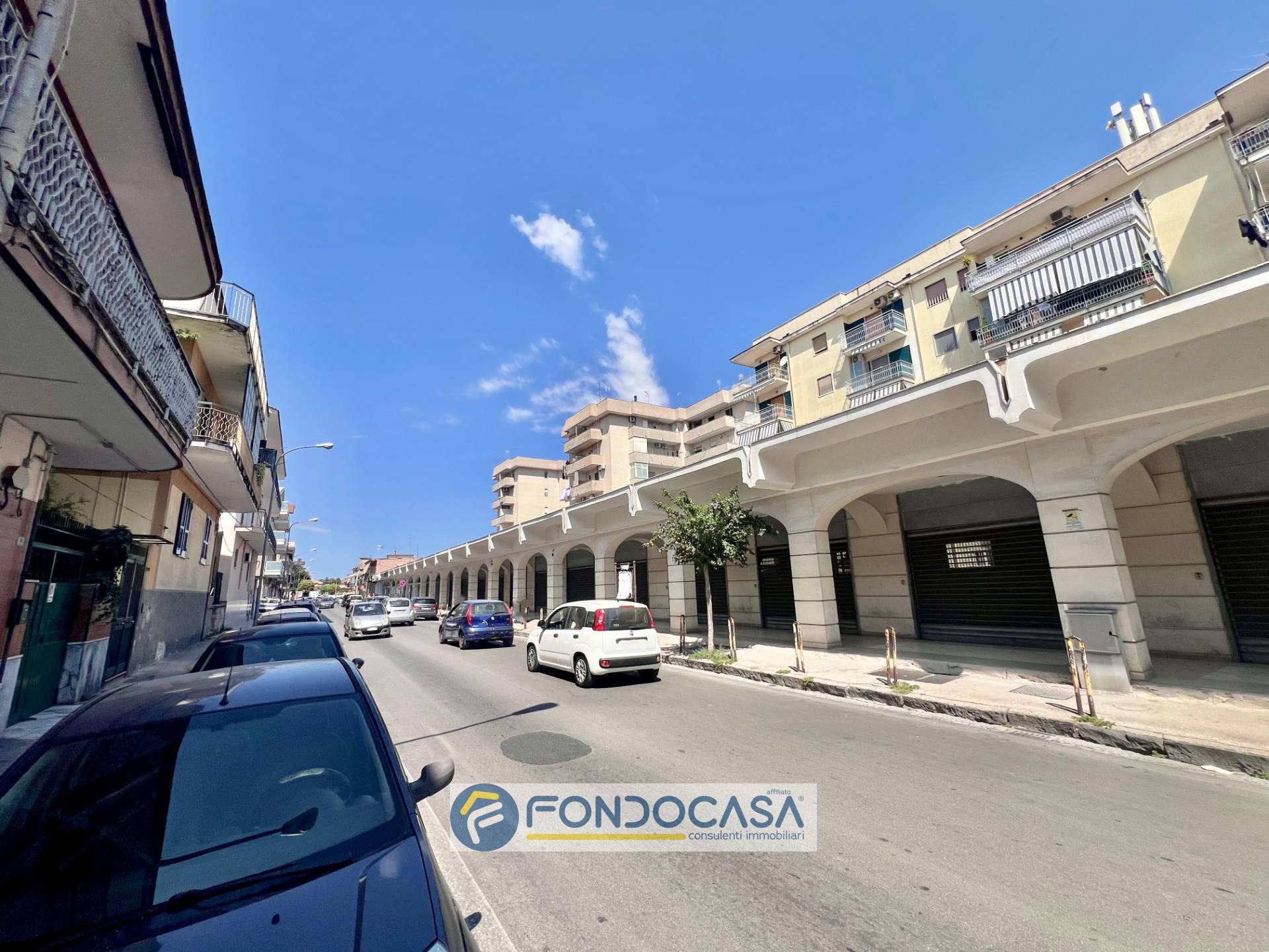Locale commerciale in affitto a Sant'Antimo