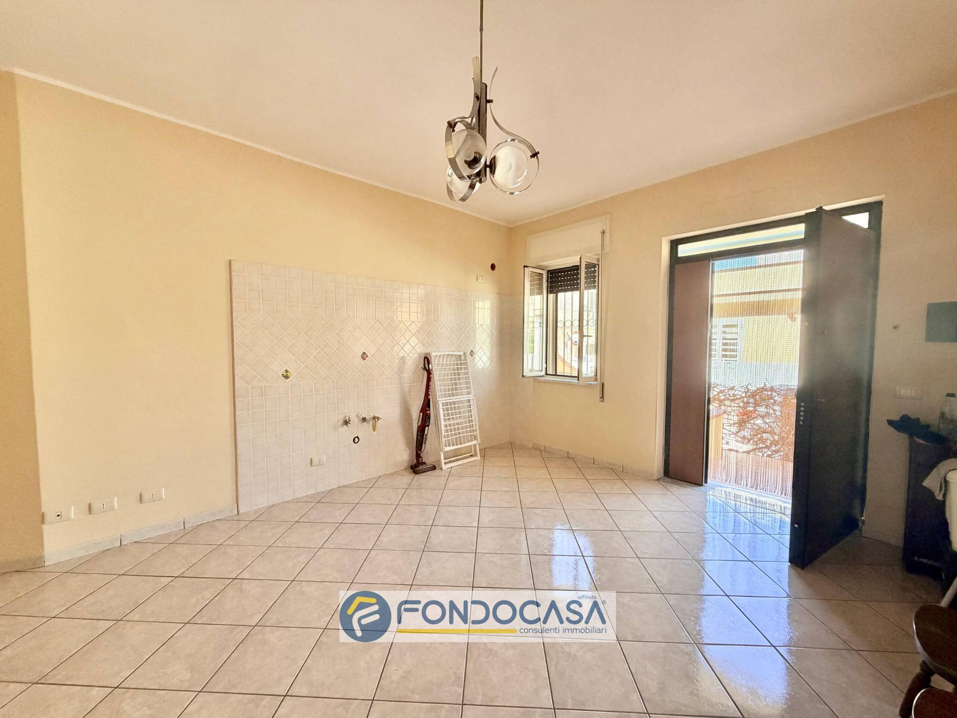 Casa semindipendente in vendita a Mondragone