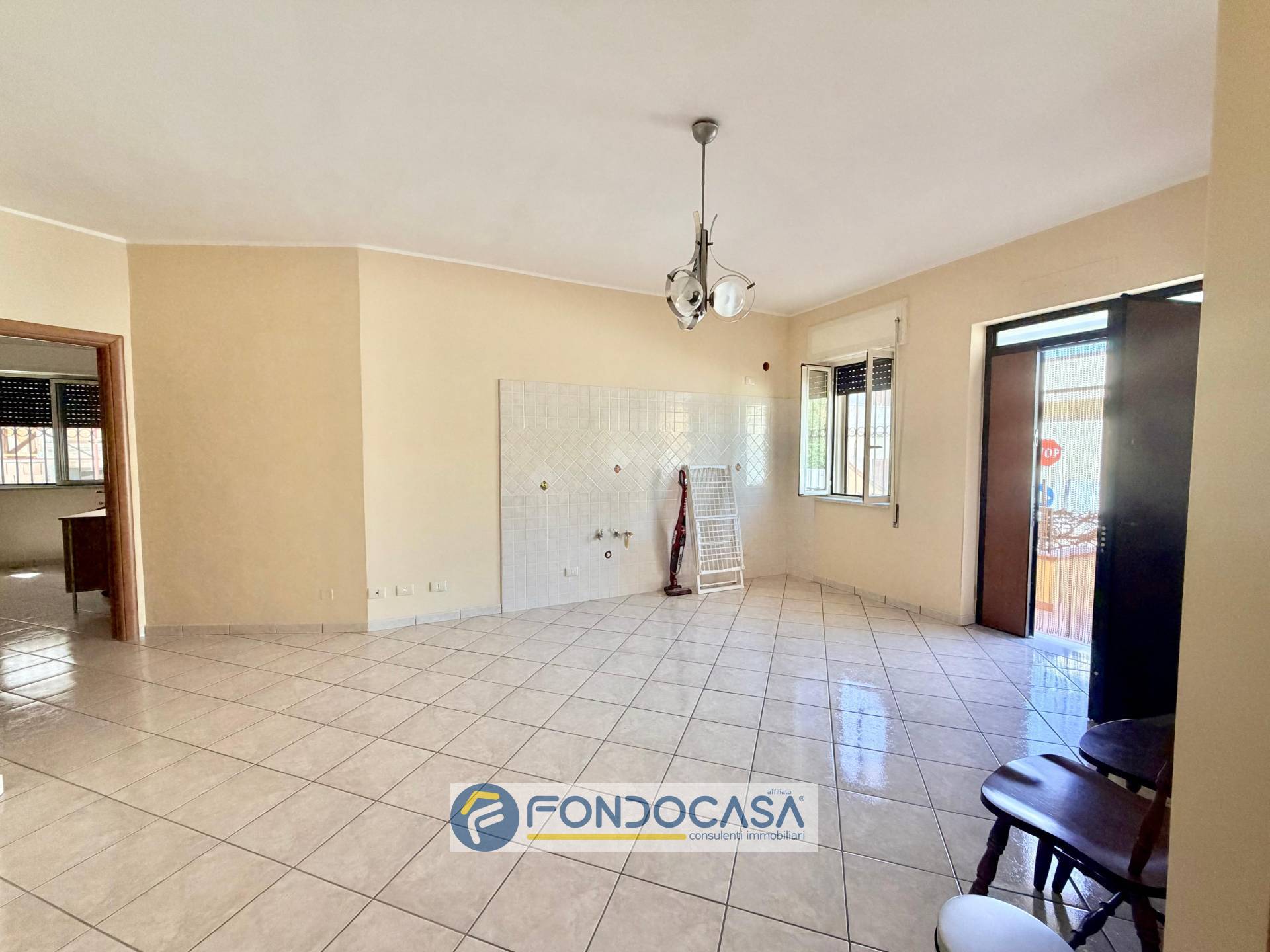 Casa semindipendente in vendita a Mondragone