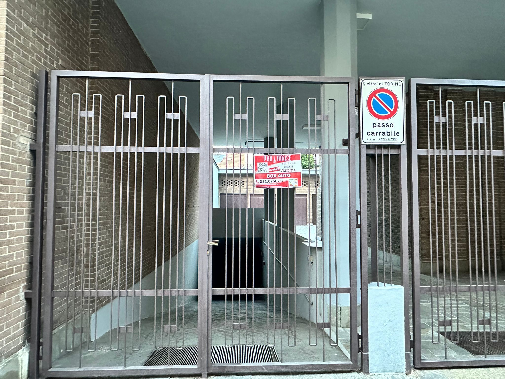 Box/Garage 13mq in vendita in via pesaro 45, Torino