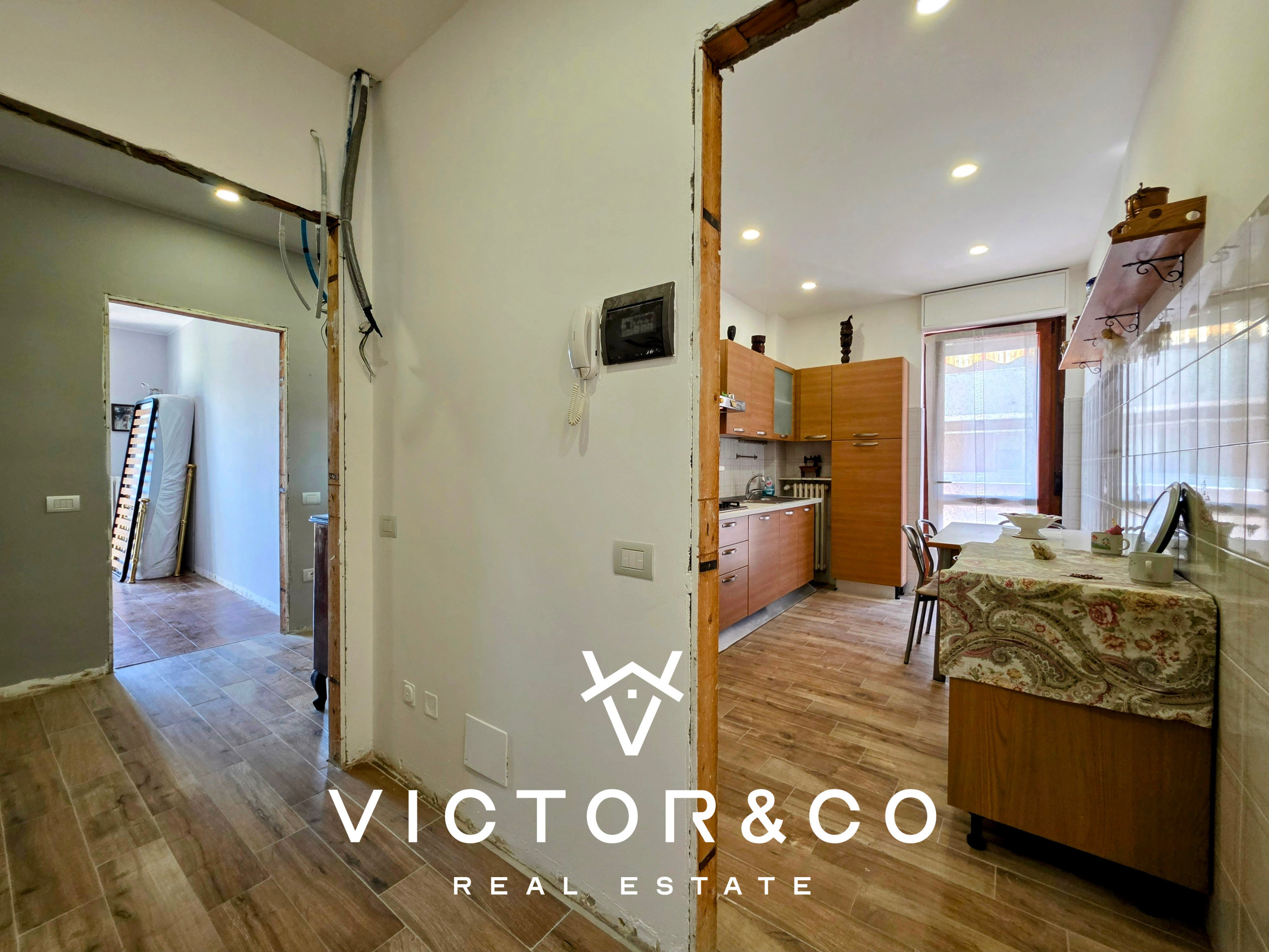 Trilocale con box in via sant'ambrogio snc, Romentino