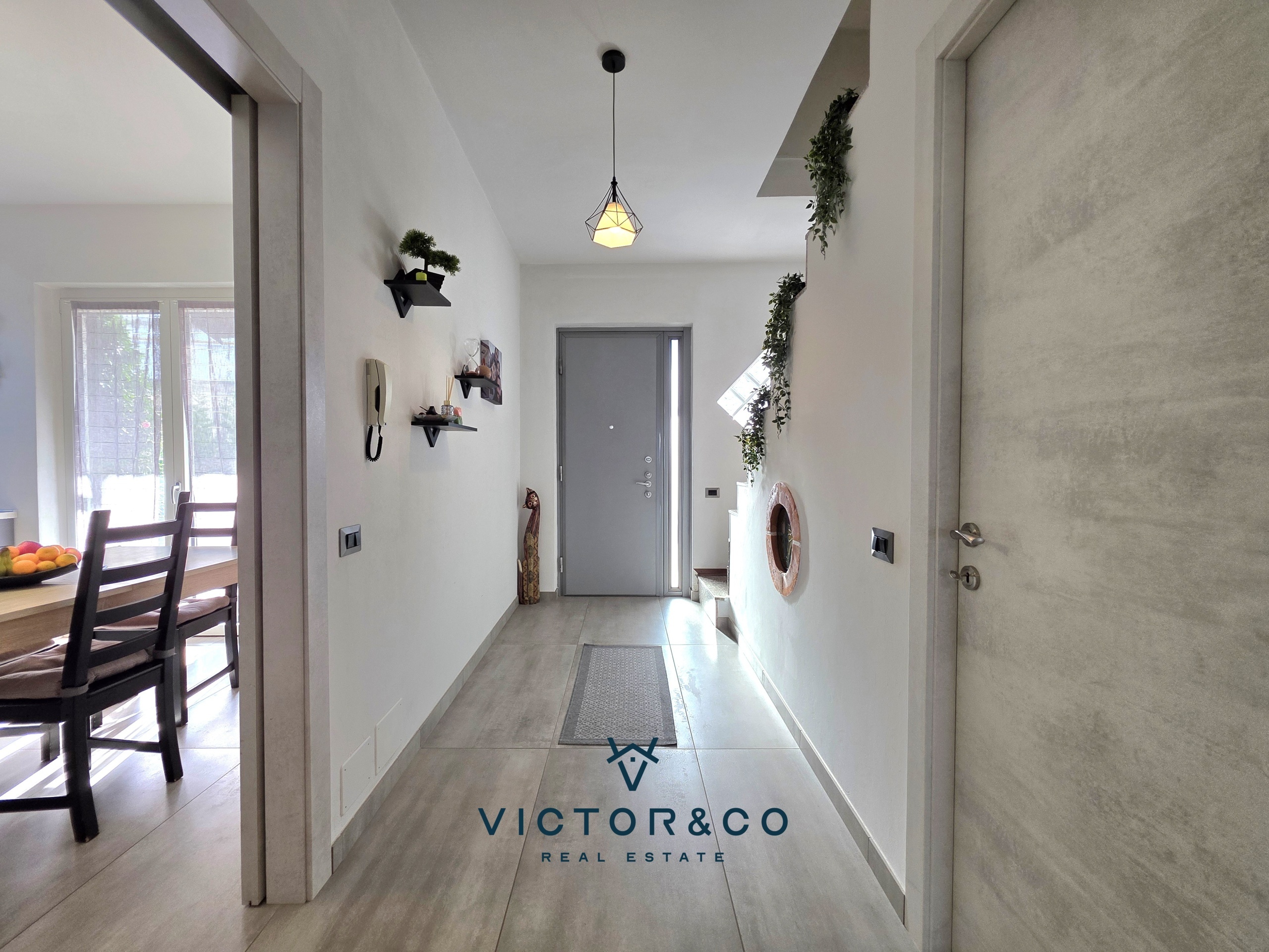 Villa con giardino in via sempione sn, Marano Ticino