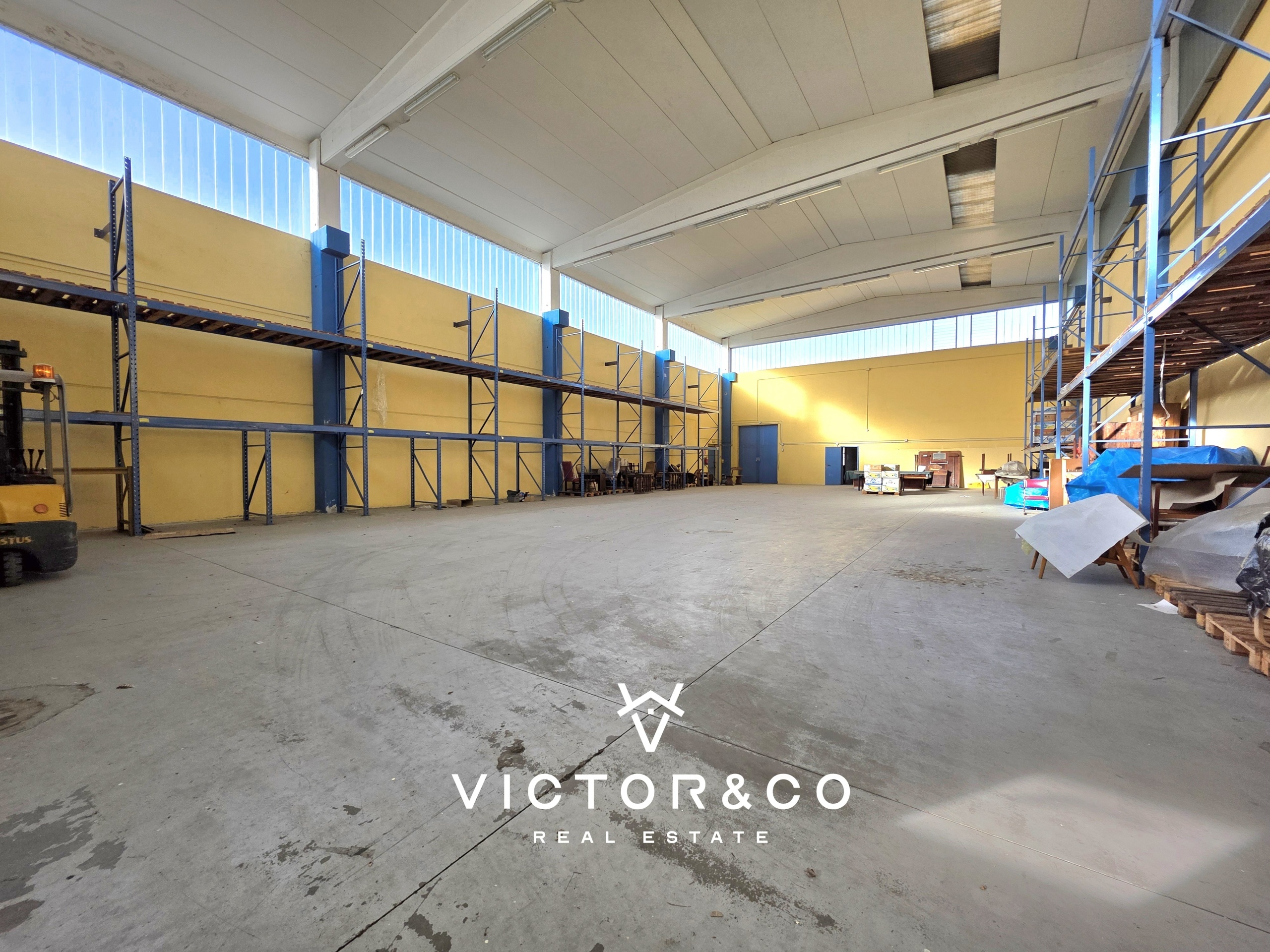 Capannone in vendita in strada provinciale per biandrate 16, San Pietro Mosezzo