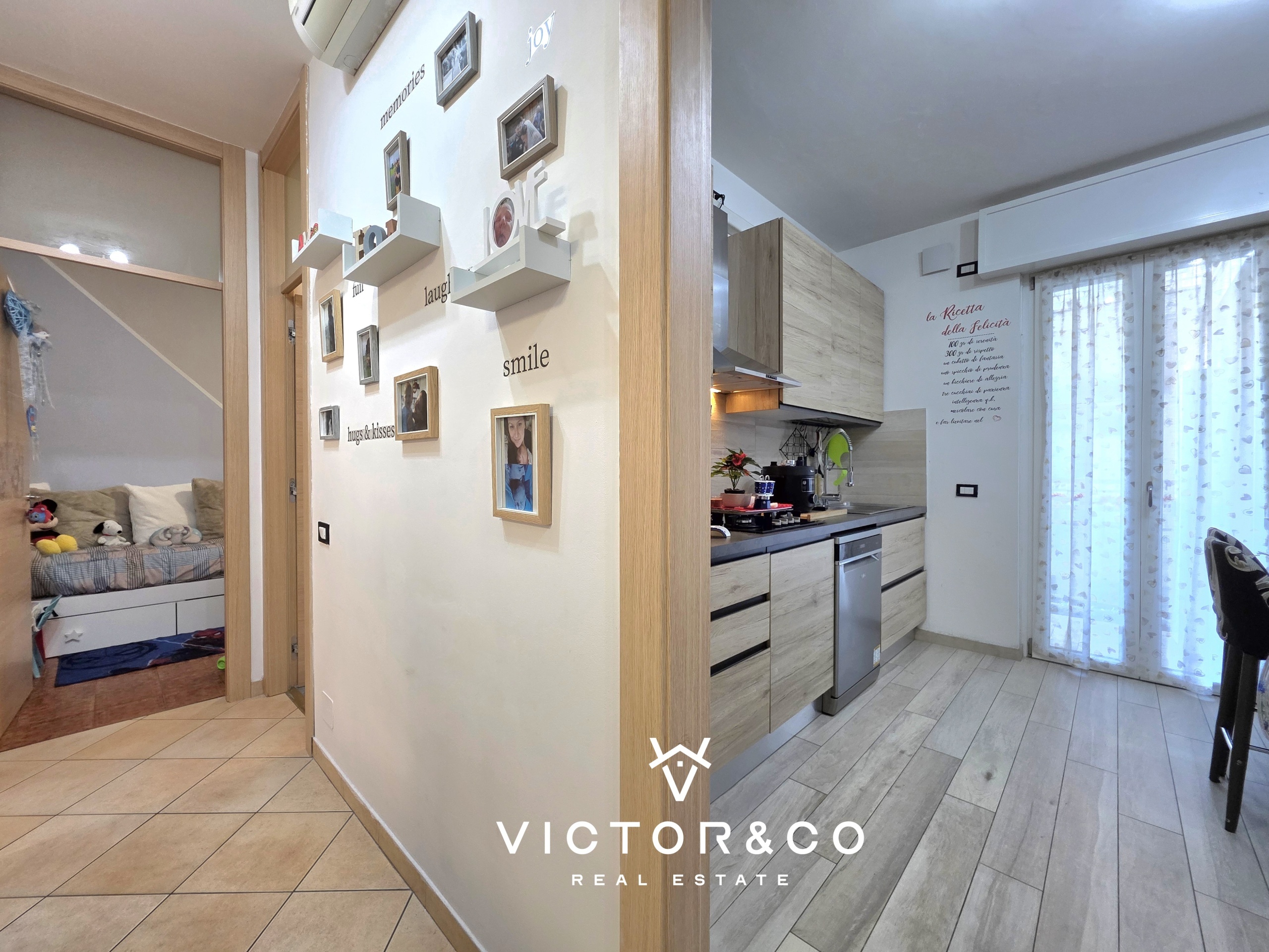 Trilocale con terrazzo in via palermo sic, Novara