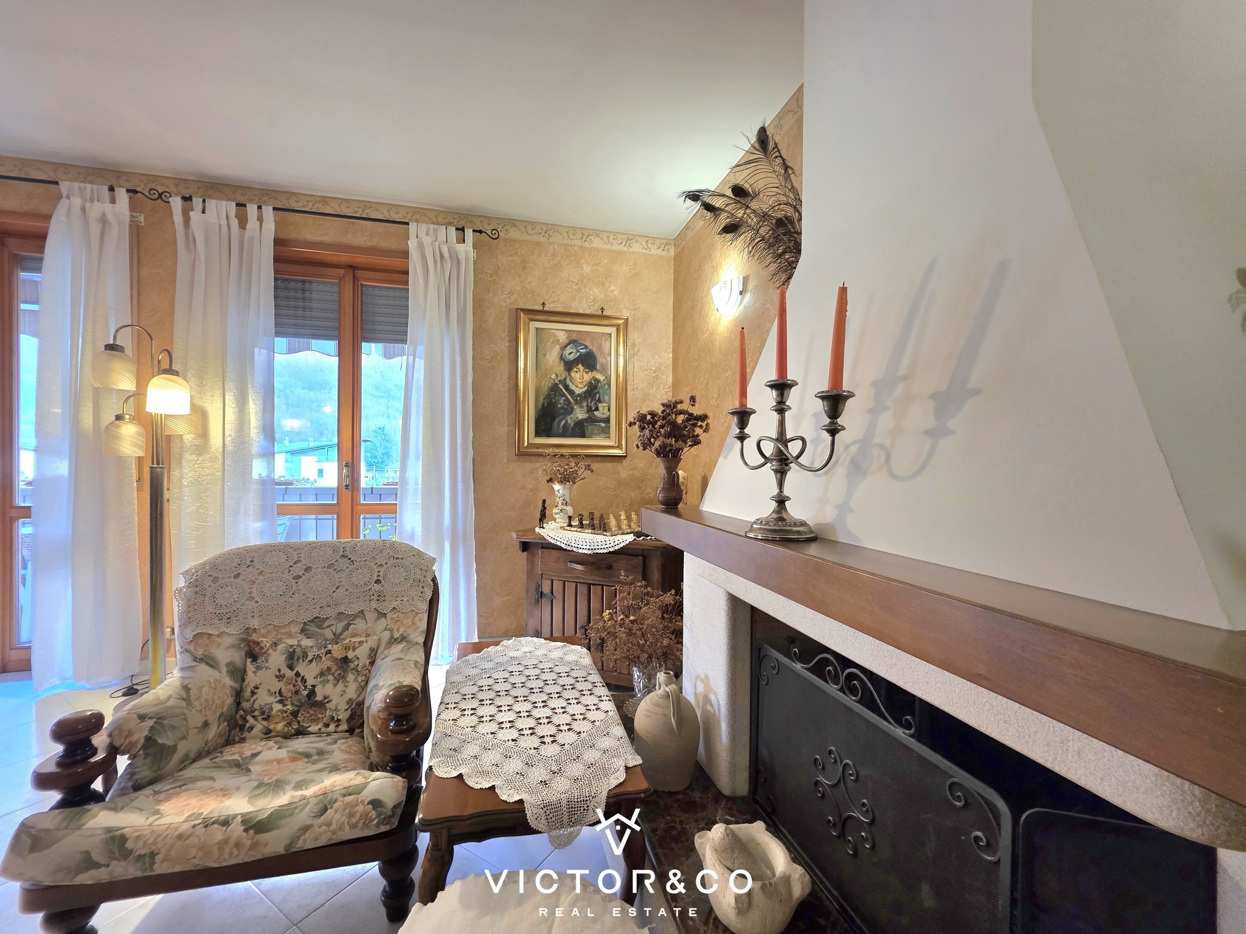 Appartamento con box doppio in piazza nobili de toma 9, Omegna