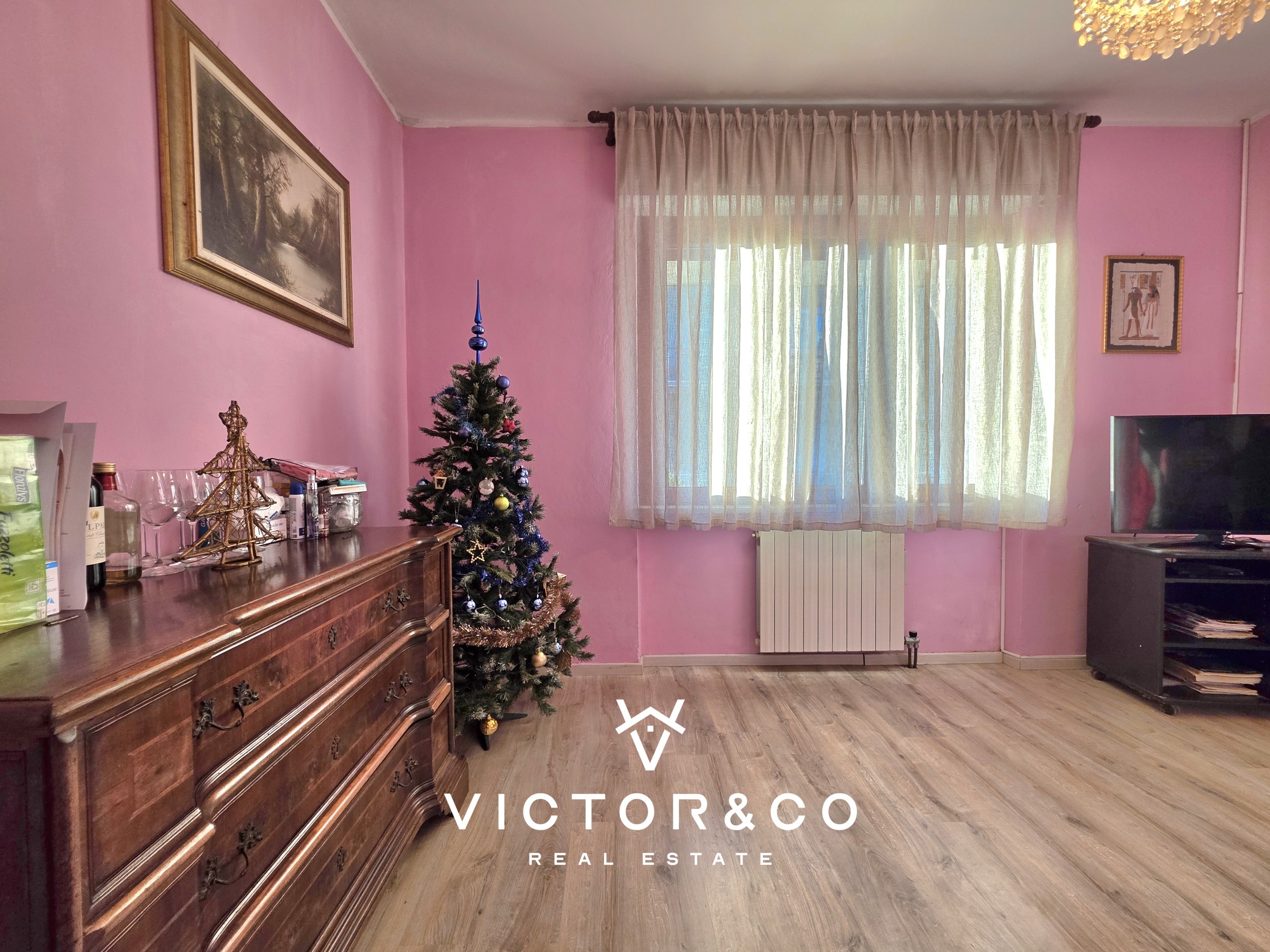 Villa con giardino in via gramoni sn, Novara