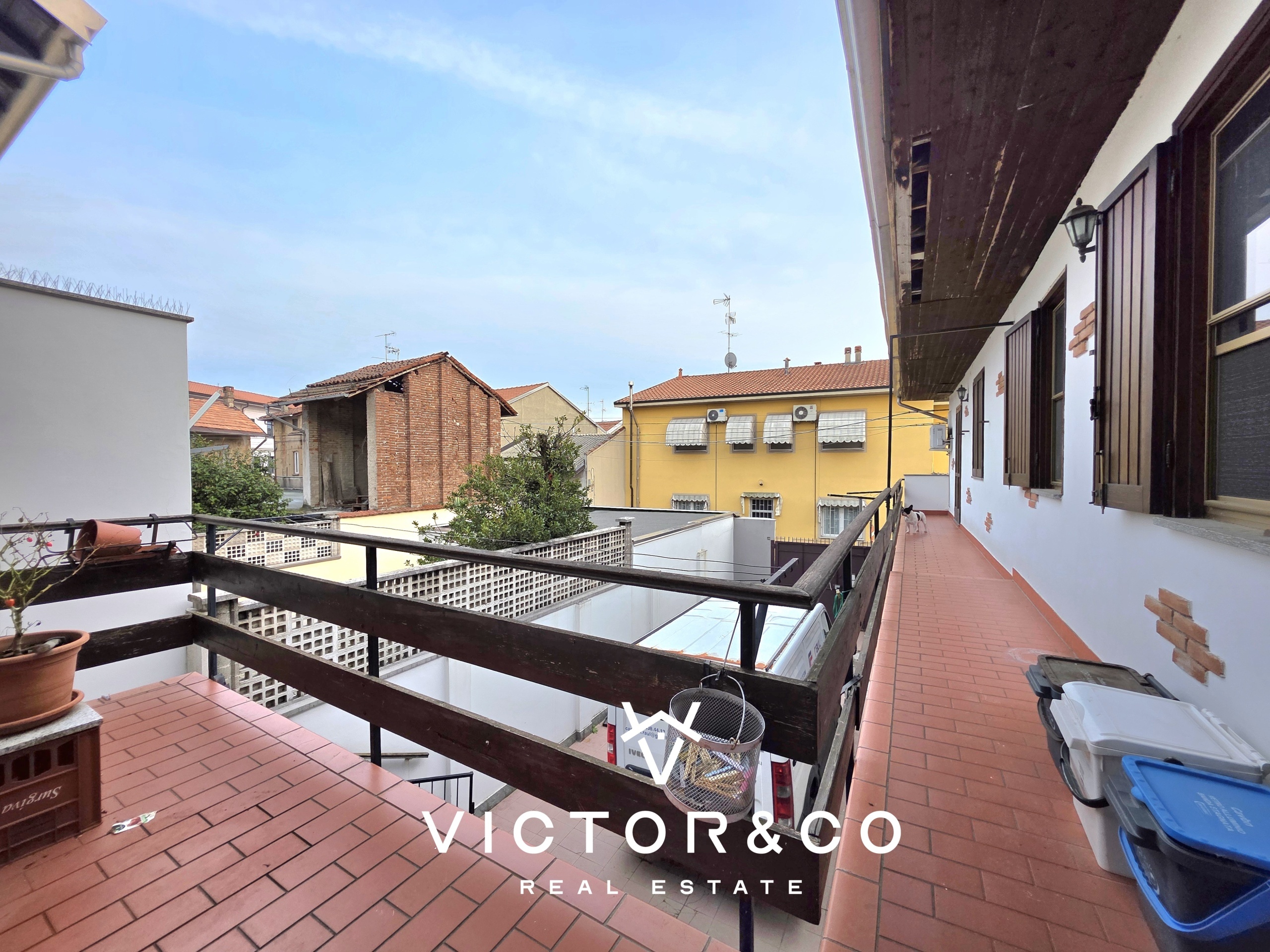 Casa indipendente con terrazzo in via ingegnere antonio rigorini snc, Galliate