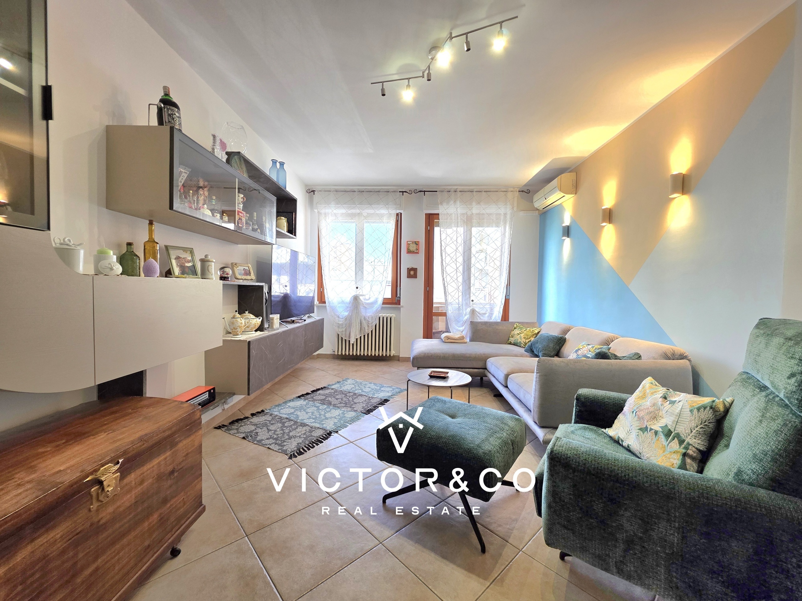 Quadrilocale con terrazzo in via luigi camoletti snc, Novara