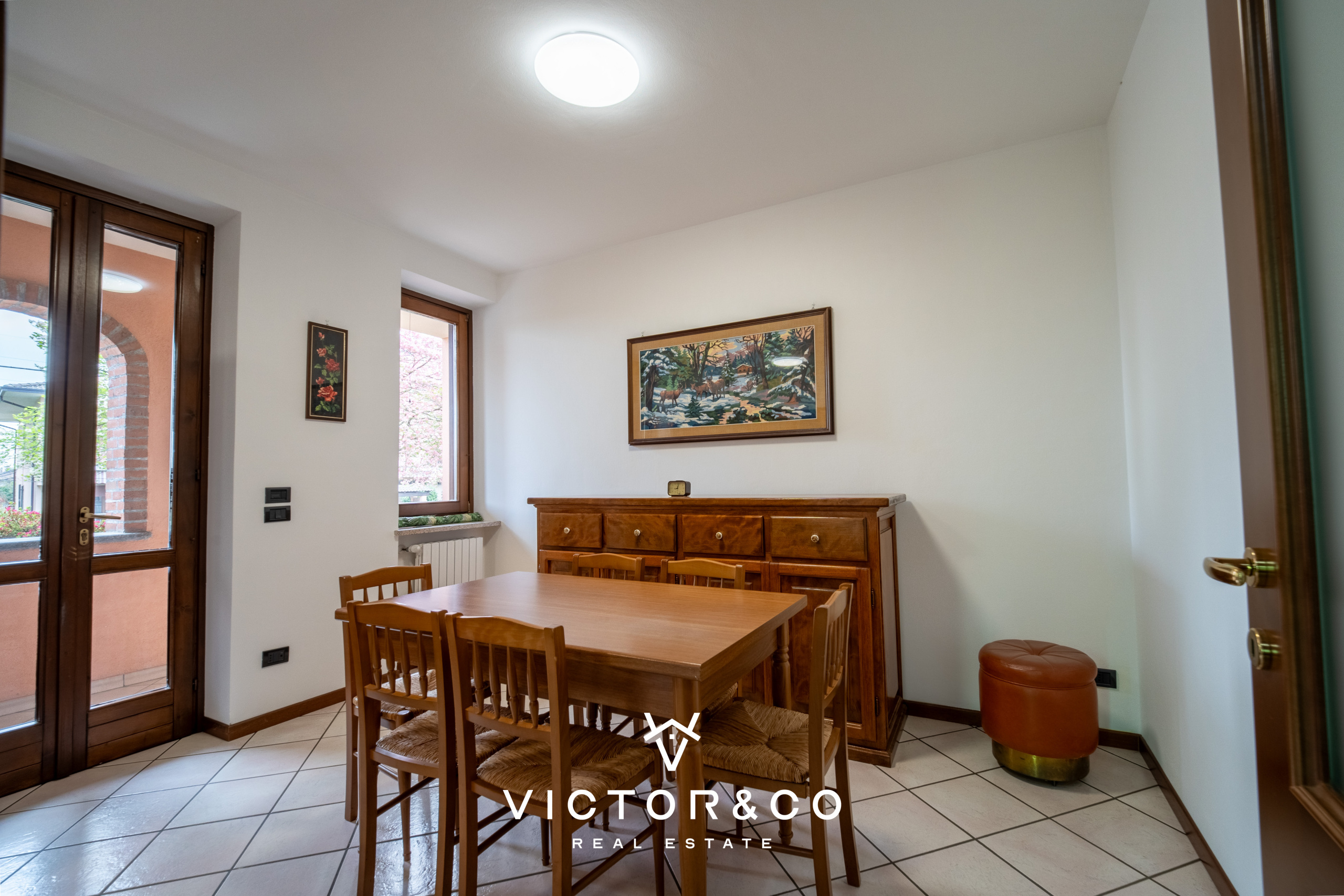 Trilocale con terrazzo in via g. ferrari sn, Bellinzago Novarese