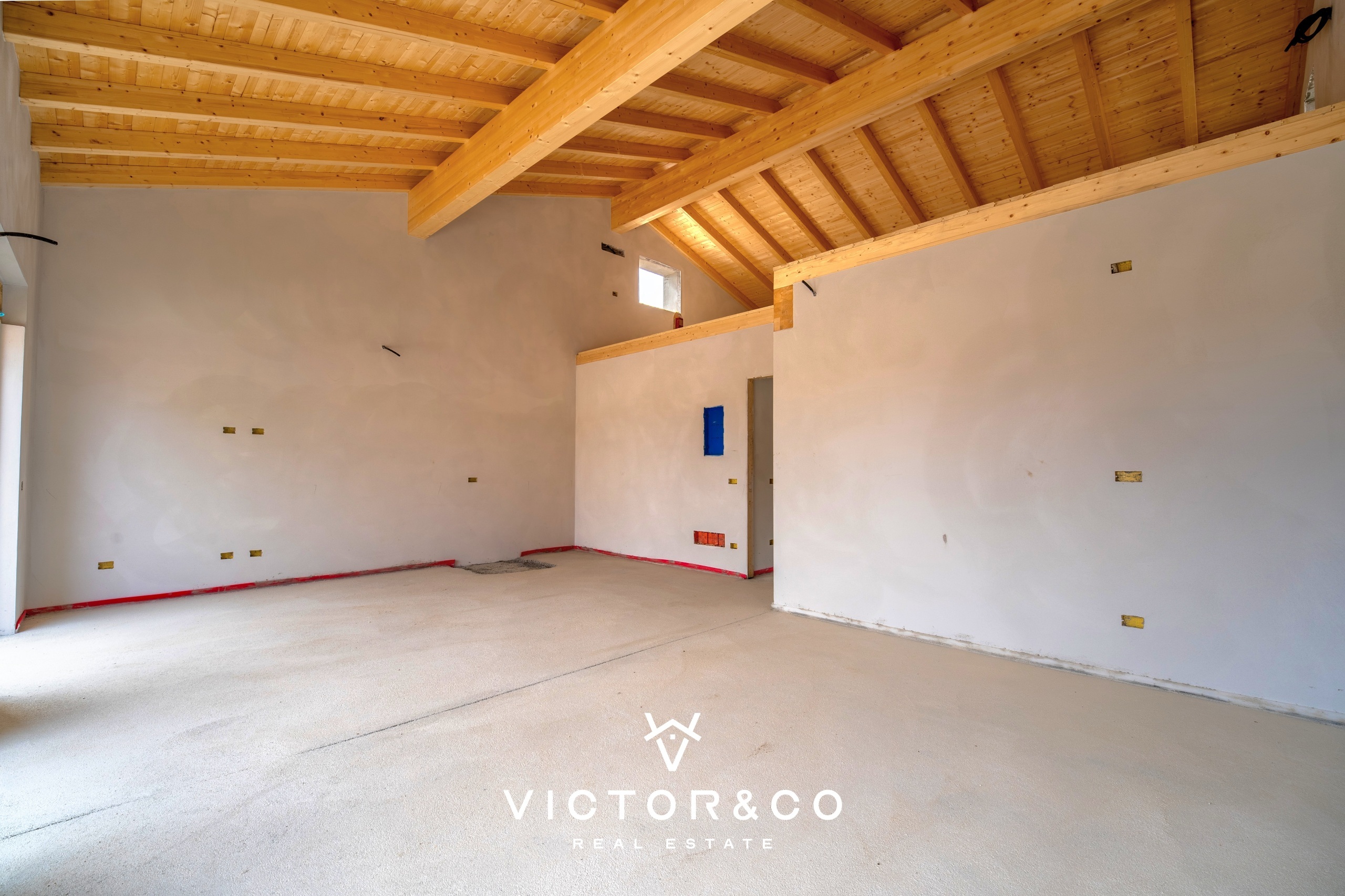 Villa con giardino in via isonzo 6, Oleggio