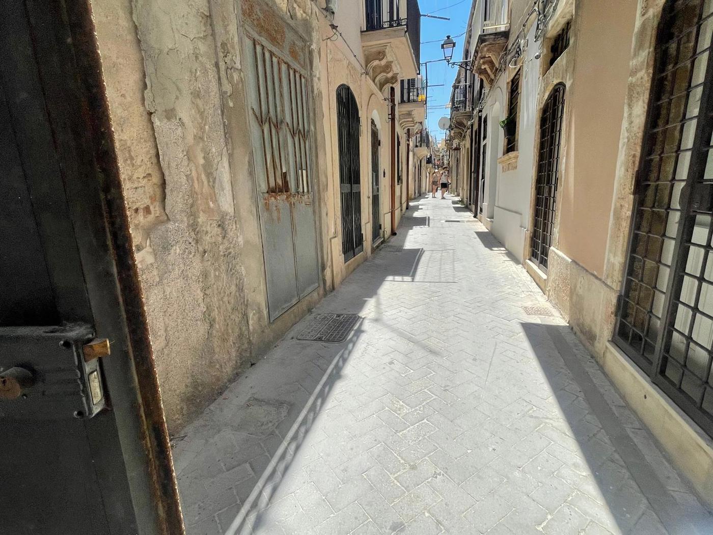 Magazzino in vendita a Siracusa