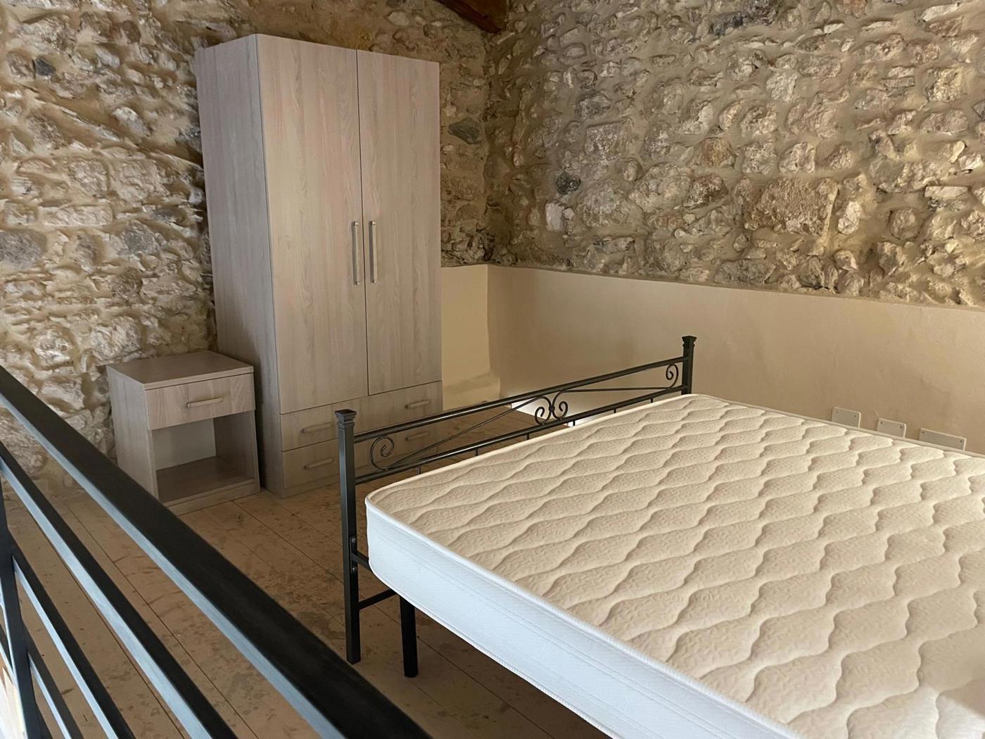 Trilocale arredato in affitto a Siracusa