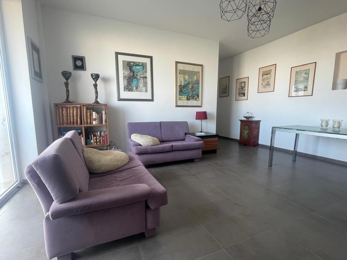 Trilocale arredato in affitto a Siracusa