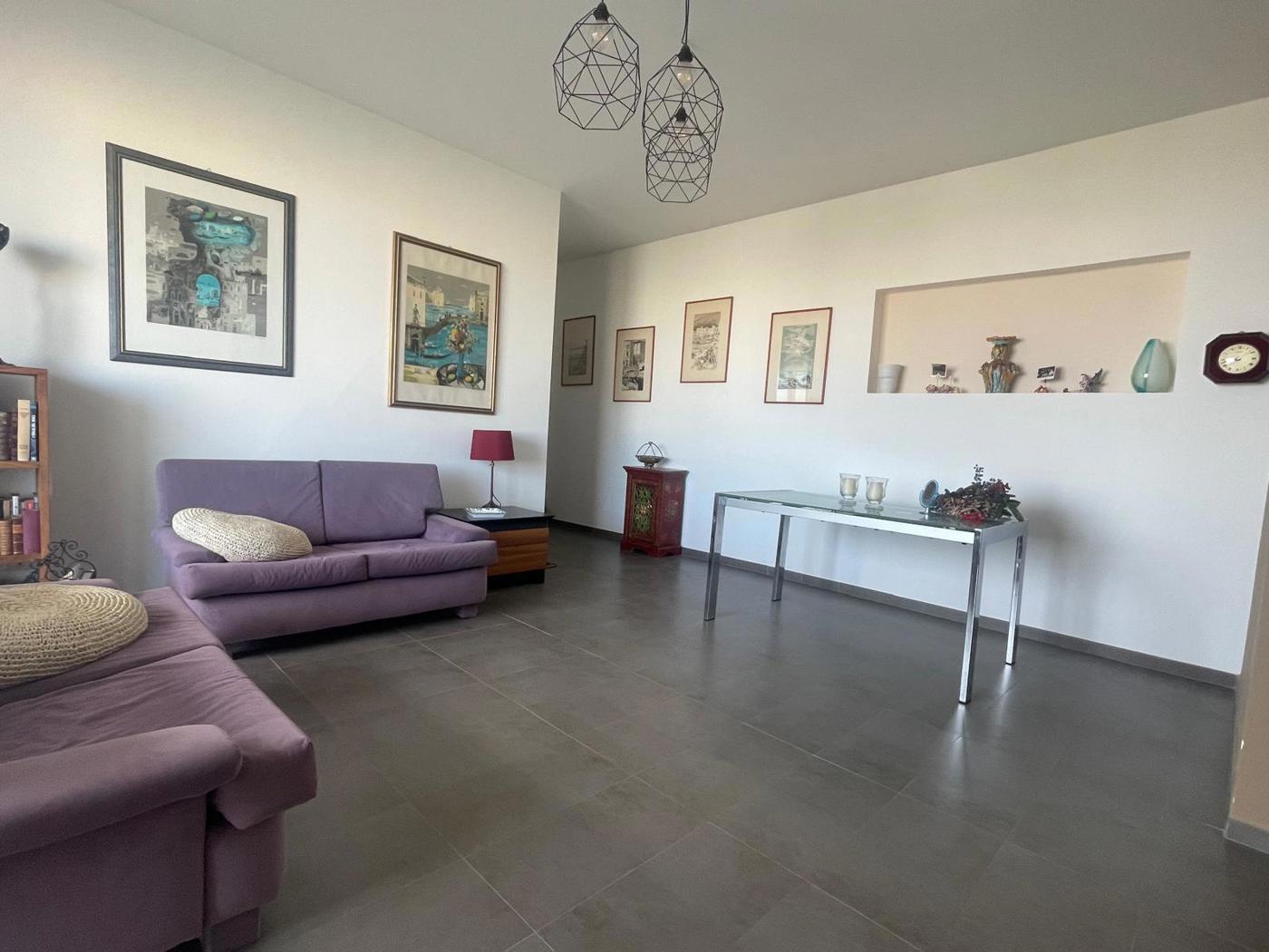 Trilocale arredato in affitto a Siracusa