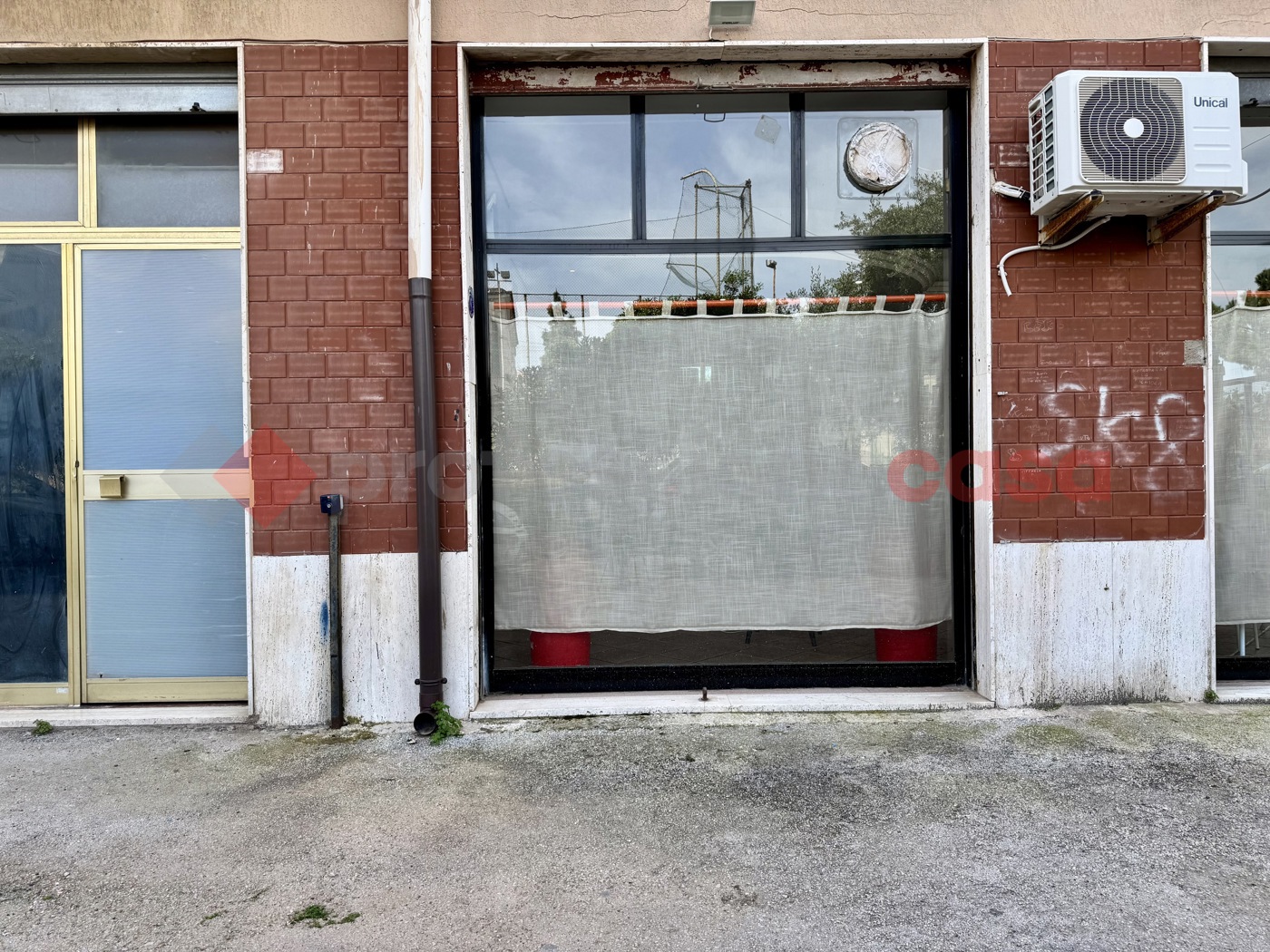 Attivit� commerciale Bar e tabacchi in vendita a Siracusa