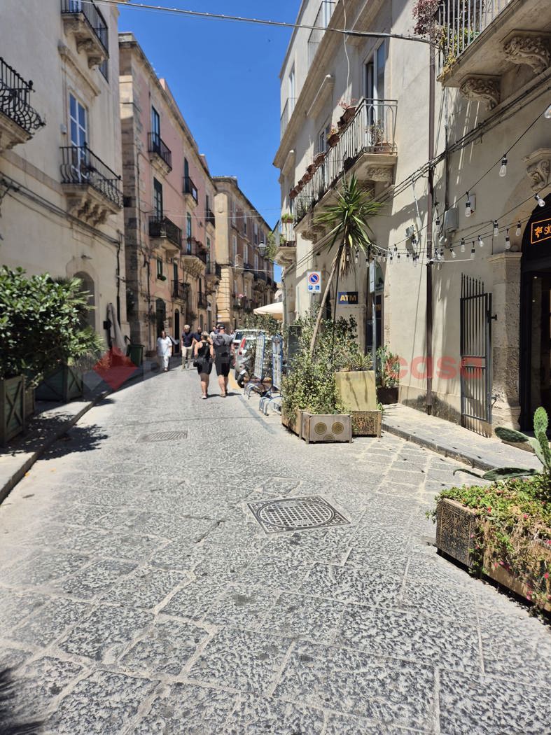 Attivit� commerciale in affitto/gestione a Siracusa