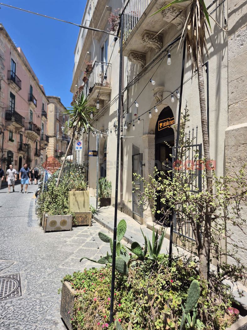 Attivit� commerciale in affitto/gestione a Siracusa