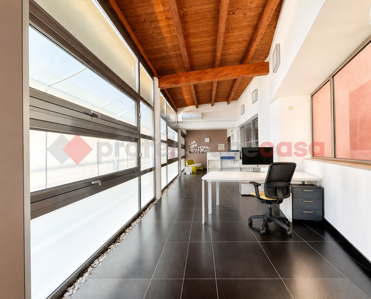 Ufficio ristrutturato a Priolo Gargallo