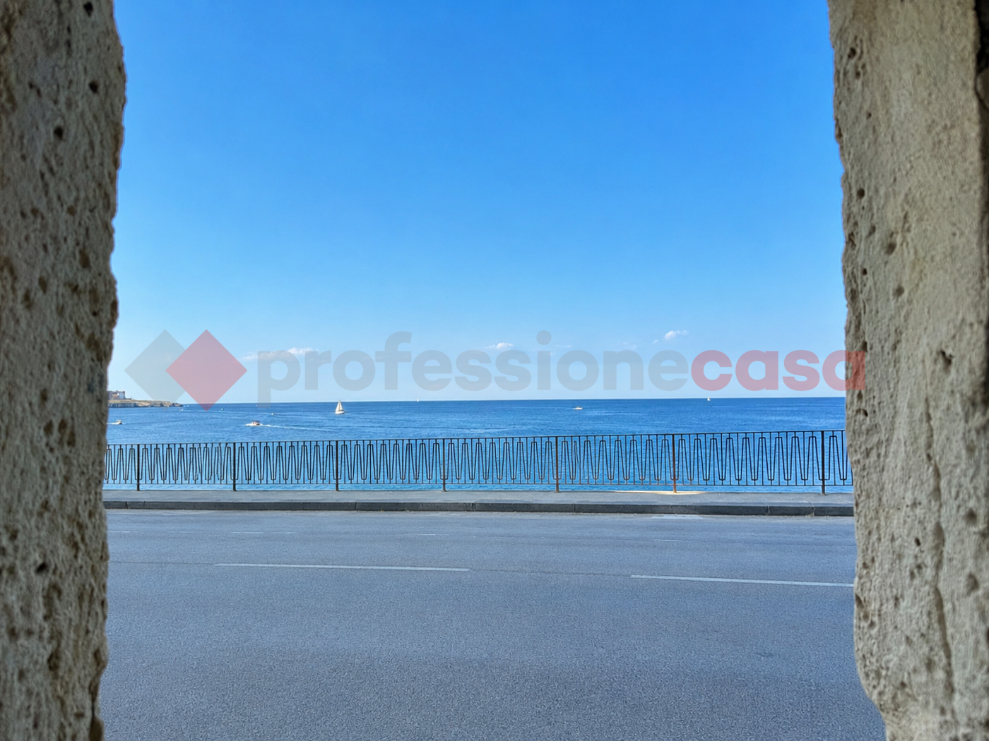 Bilocale da ristrutturare a Siracusa