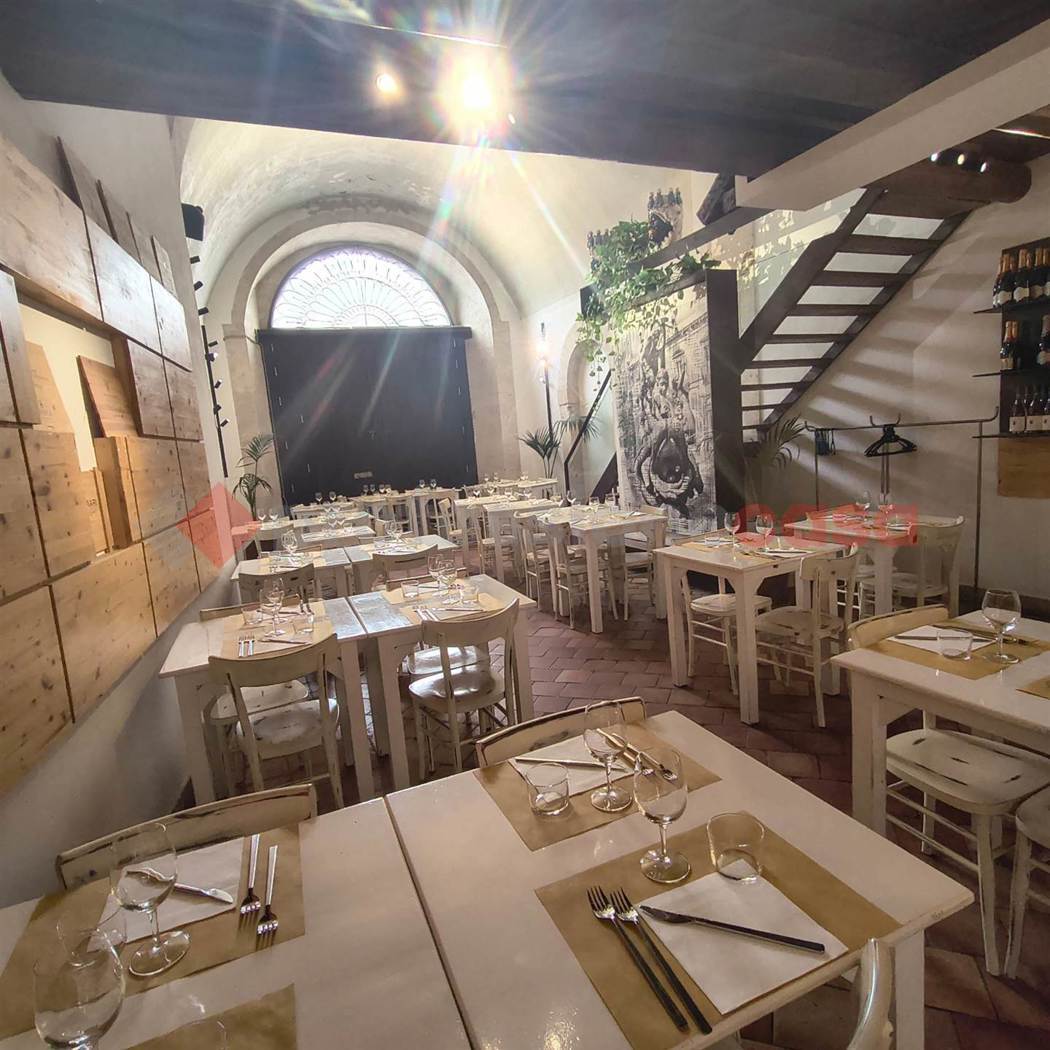 Attivit� commerciale Ristorante e pizzeria in vendita a Siracusa
