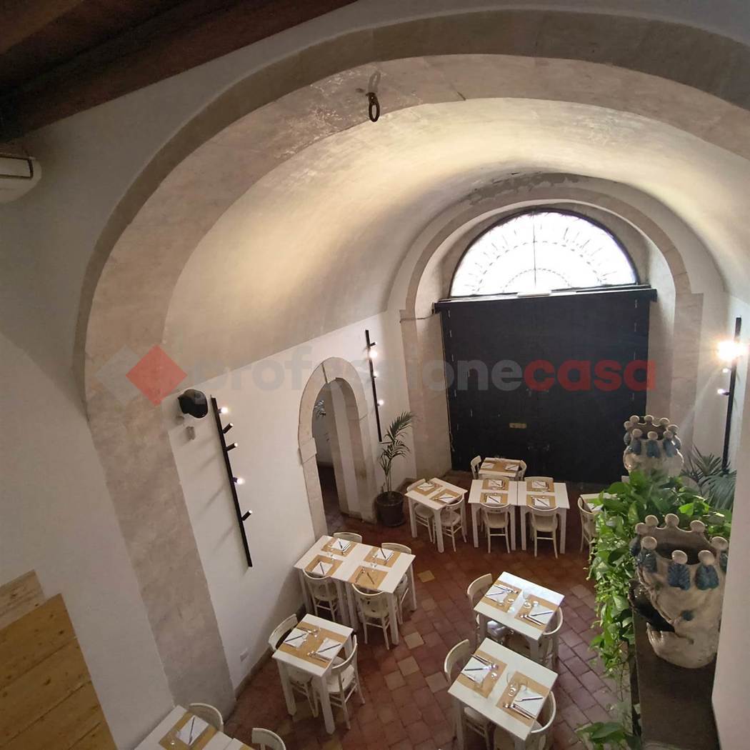 Attivit� commerciale Ristorante e pizzeria in vendita a Siracusa