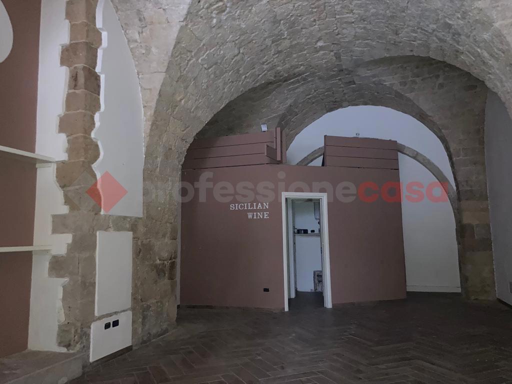 Attivit� commerciale in vendita a Siracusa