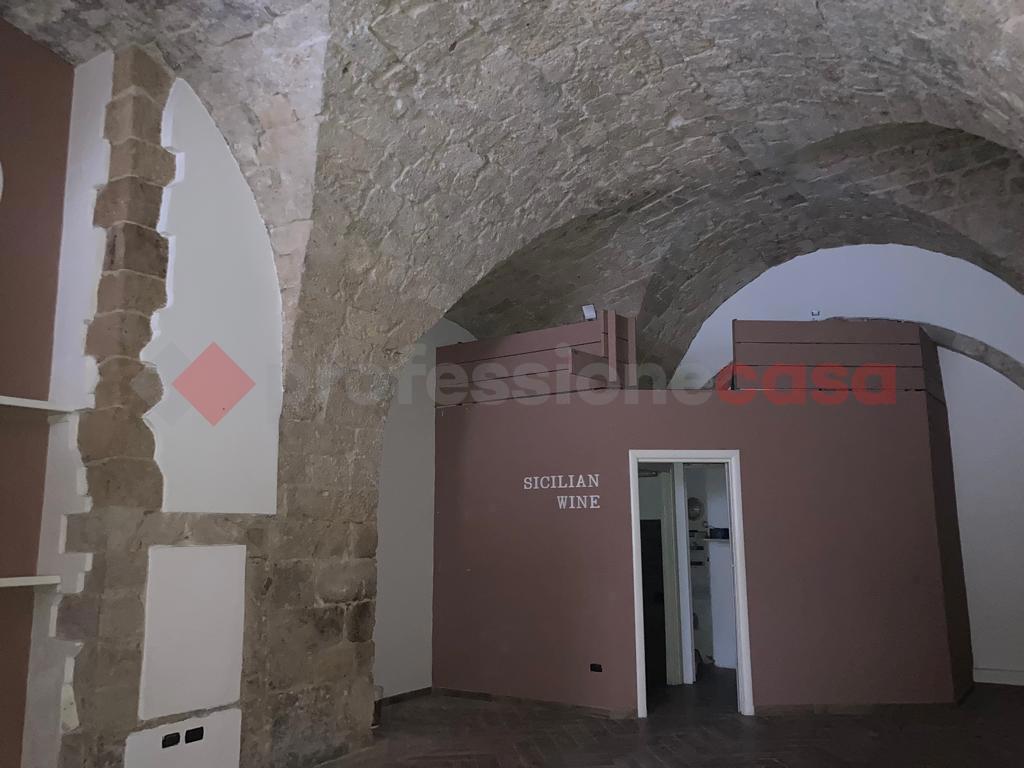 Attivit� commerciale in vendita a Siracusa