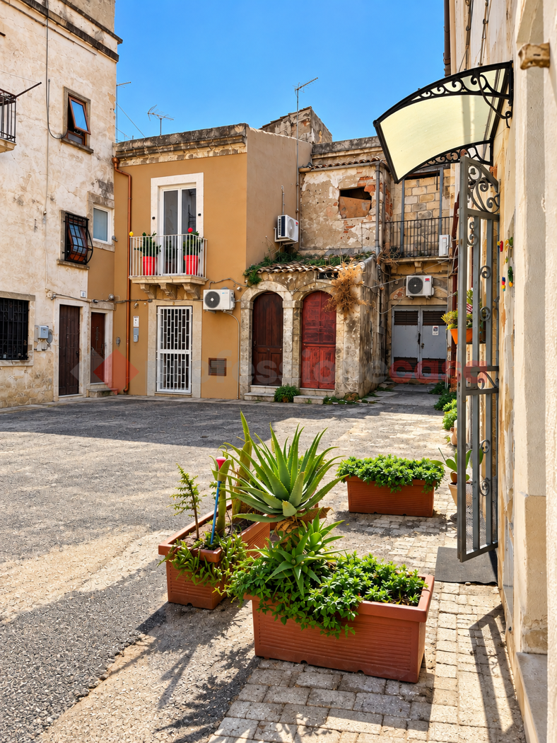 Bilocale da ristrutturare a Siracusa