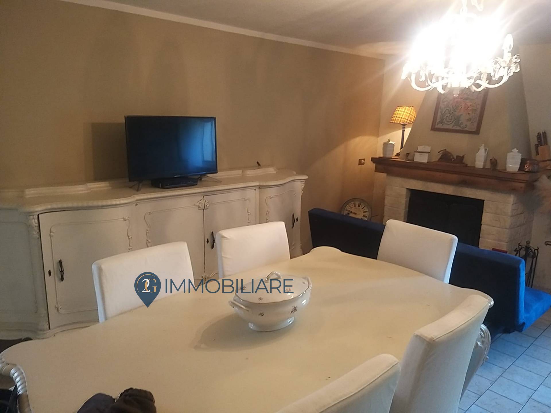 Villa in vendita a Ventasso