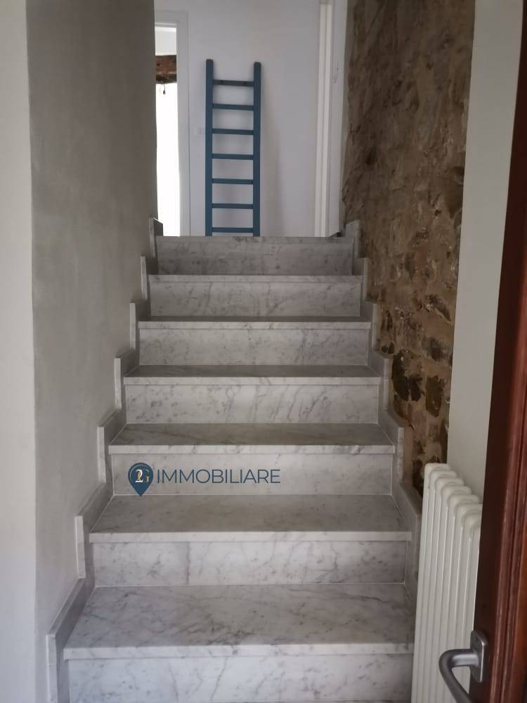 Appartamento in vendita a Luni, Nicola