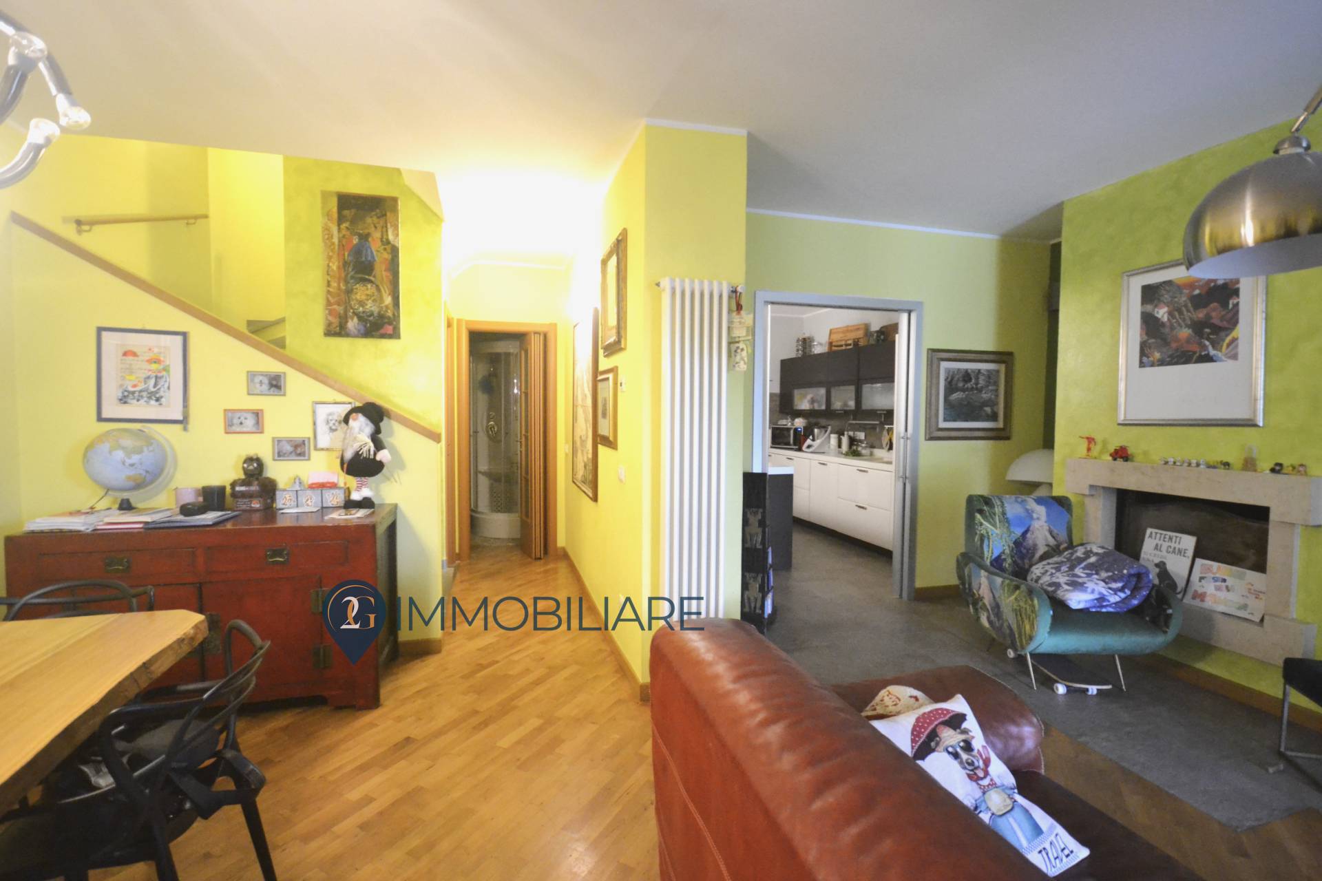 Villa in vendita a Follo