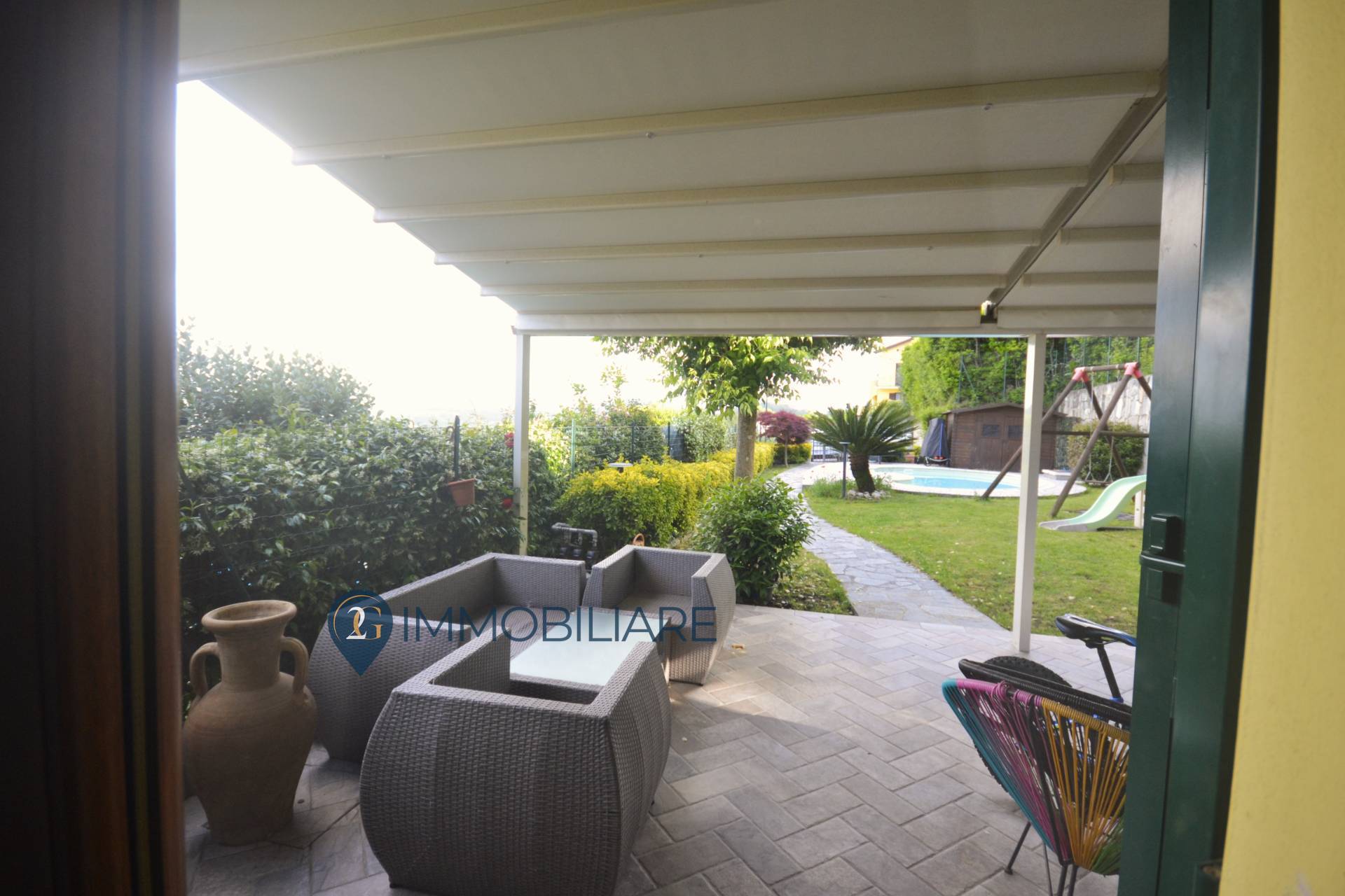 Villa in vendita a Follo