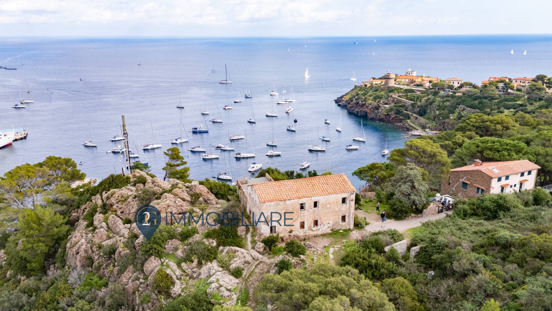 Villa in vendita a Capraia Isola