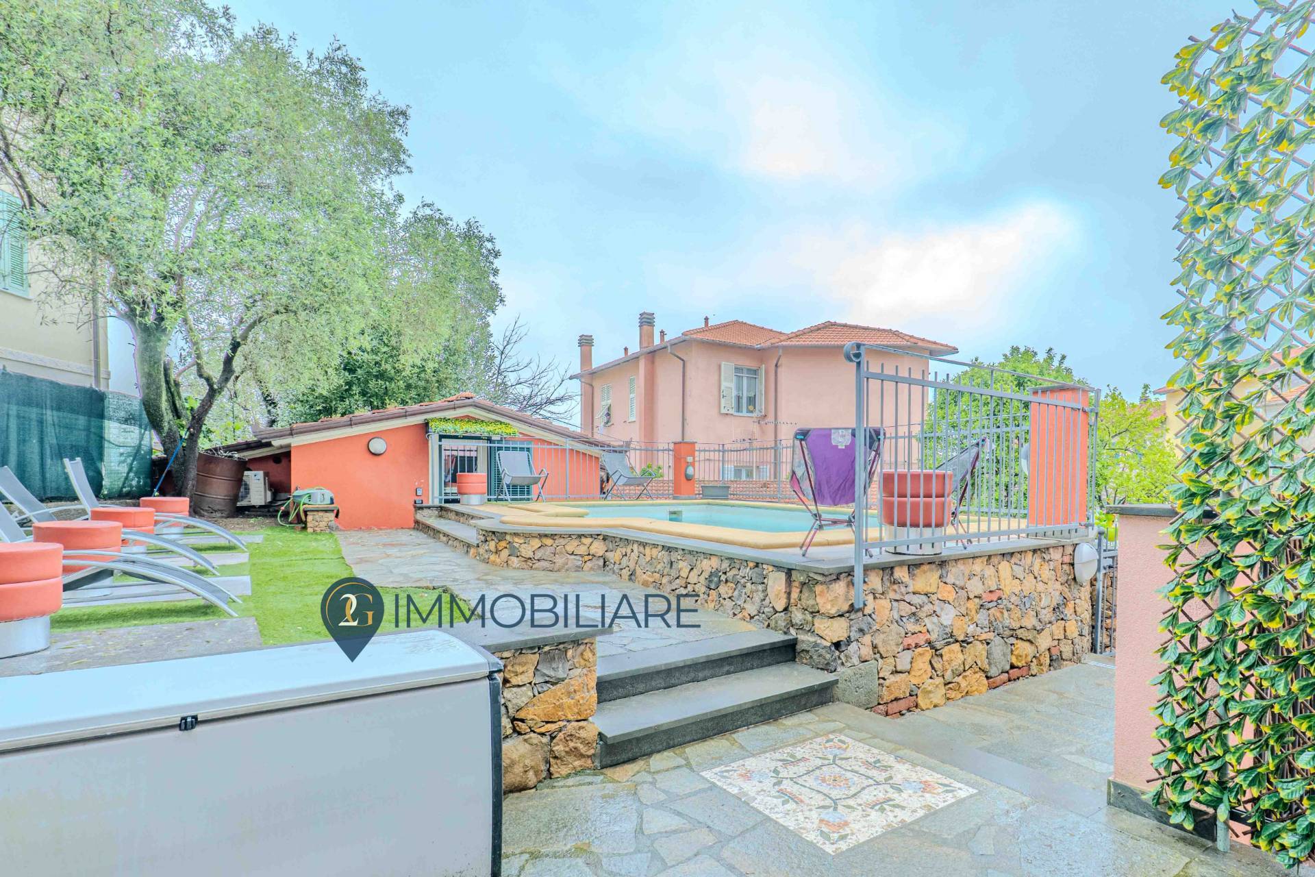 Casa Semindipendente in vendita a La Spezia