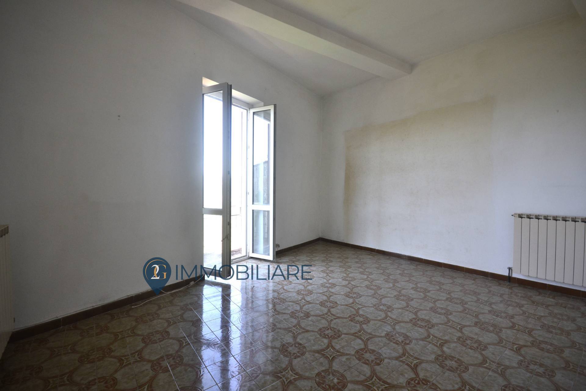 Appartamento in vendita a Vezzano Ligure, Vezzano Inferiore