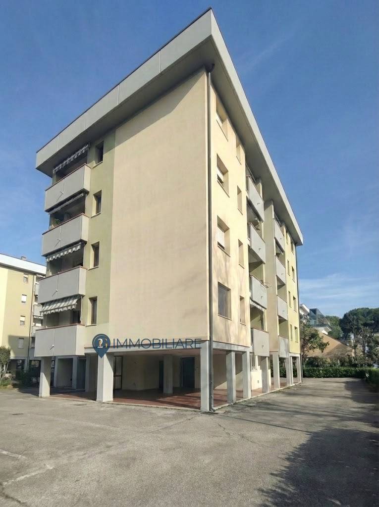 Appartamento in vendita a Viareggio