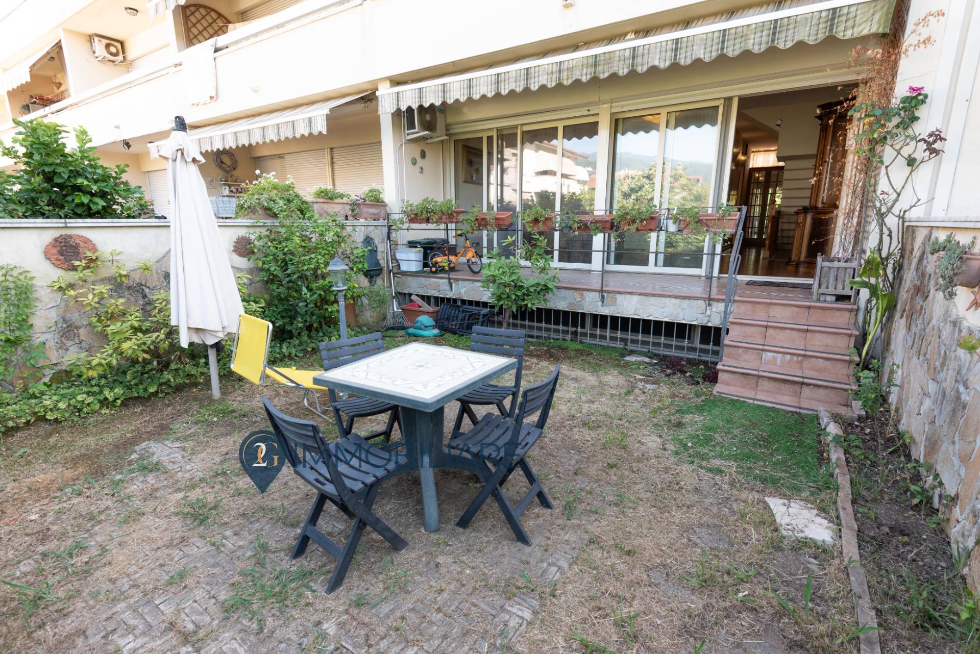 Villetta a schiera in vendita a Luni, Casano