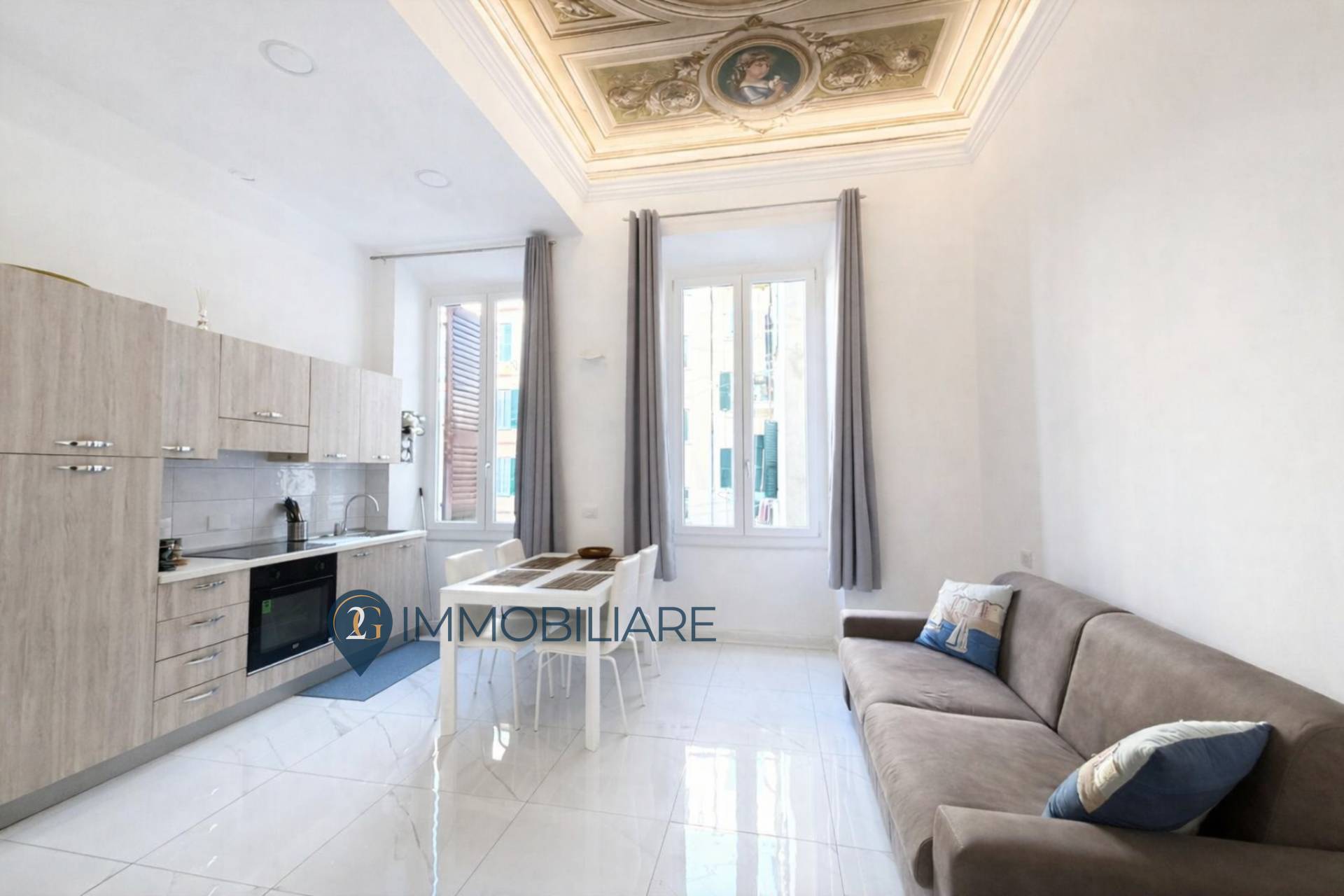 Appartamento in vendita a La Spezia, Zona Centro