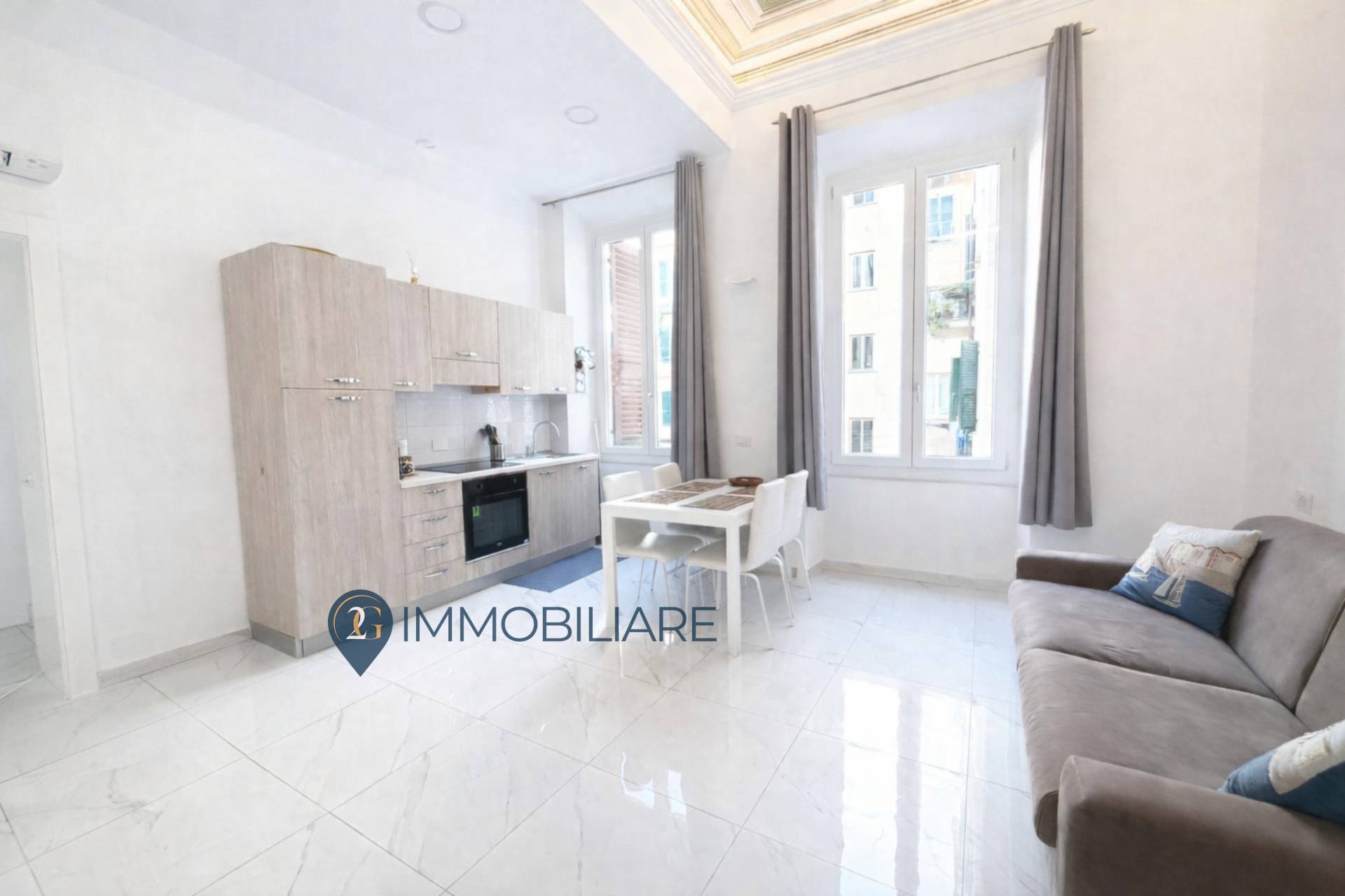 Appartamento in vendita a La Spezia, Zona Centro