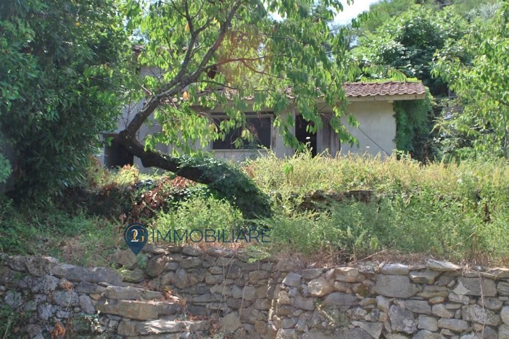 Rustico in vendita a Ameglia, Montemarcello