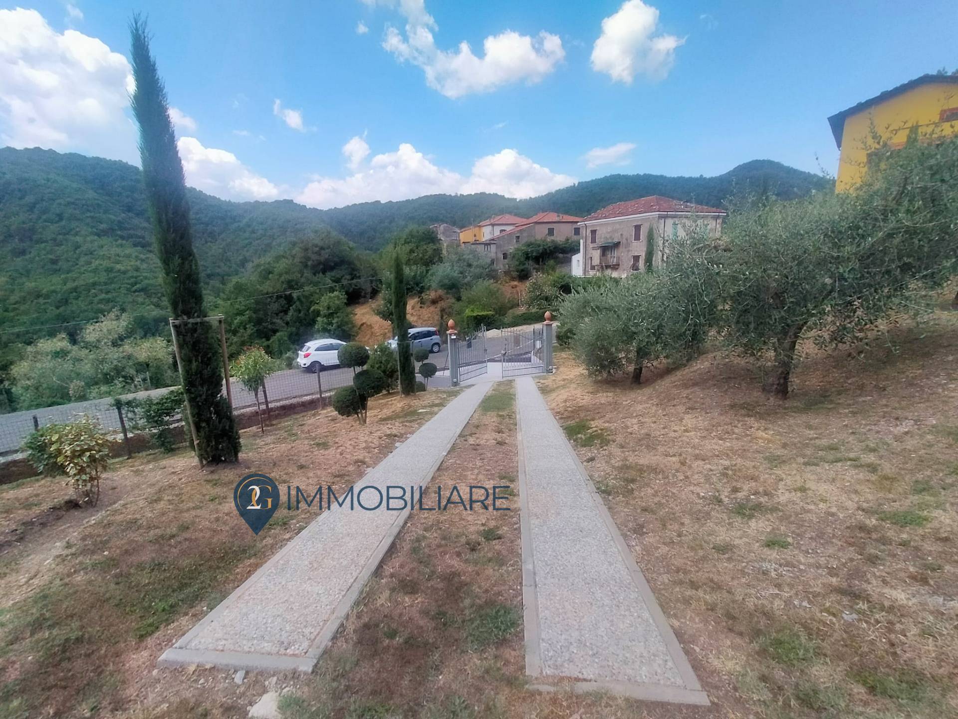 Casa indipendente in vendita a Fivizzano