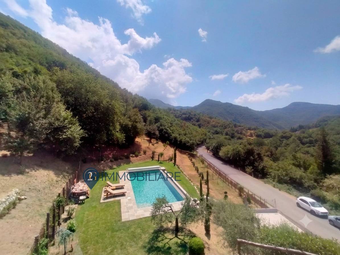 Casa indipendente in vendita a Fivizzano
